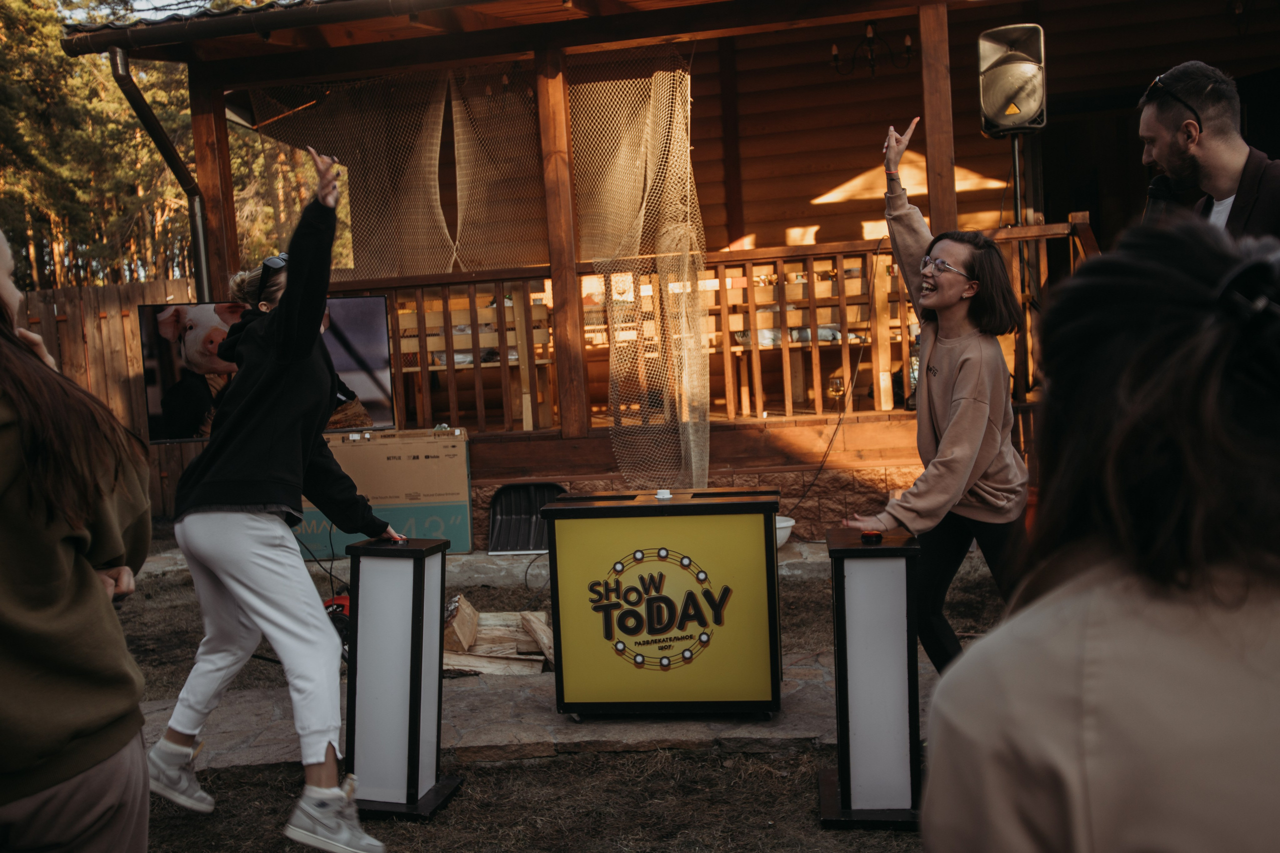 Корпоратив Muza_Arts. Венера Гайн. Репортажный фотограф  Тюмень. Обучение фотографии с 0