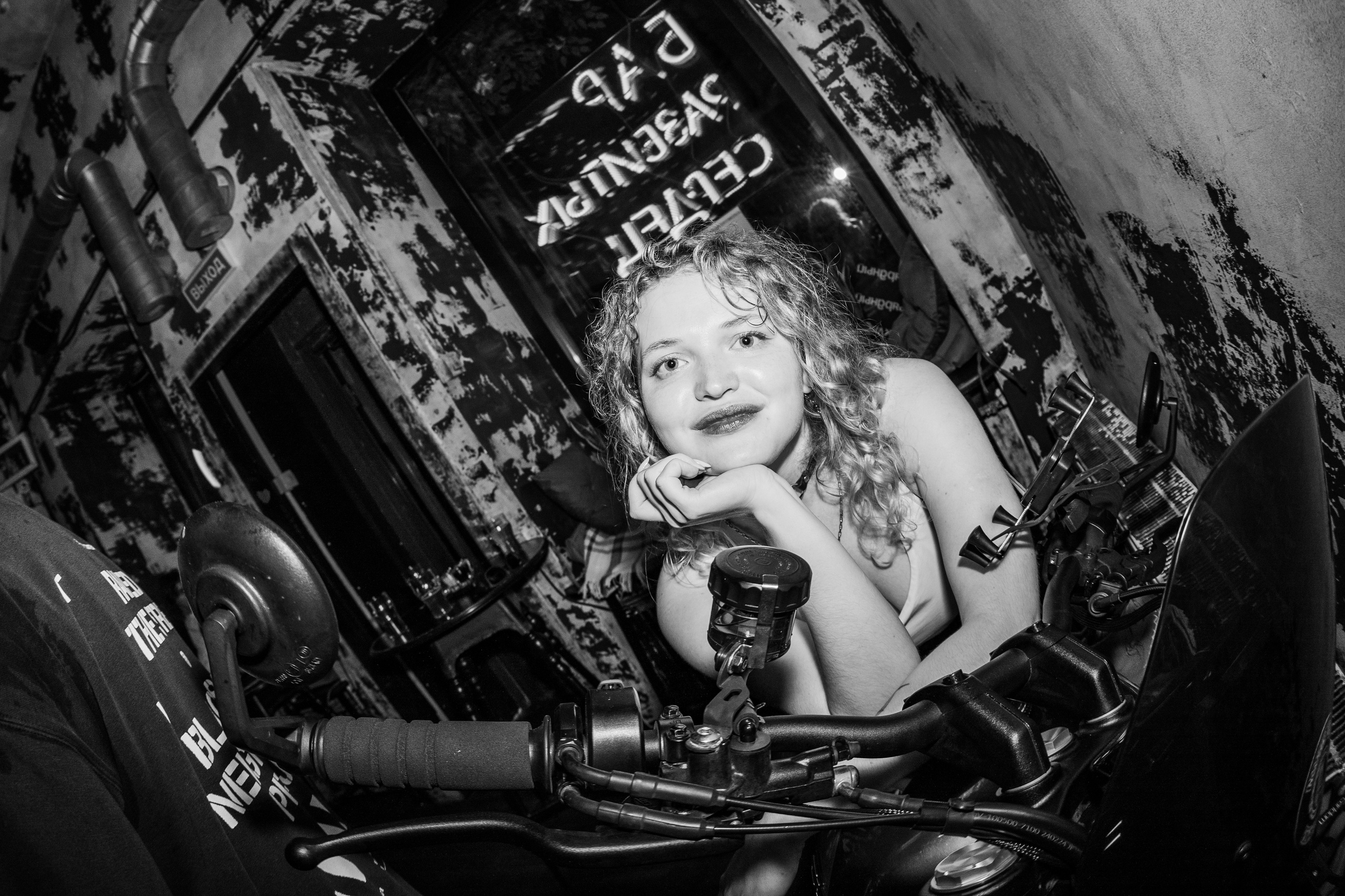 Панк-вечеринка в Баре разбитых сердец. Концертный и репортажный фотограф в Санкт-Петербурге Слава Пахомов