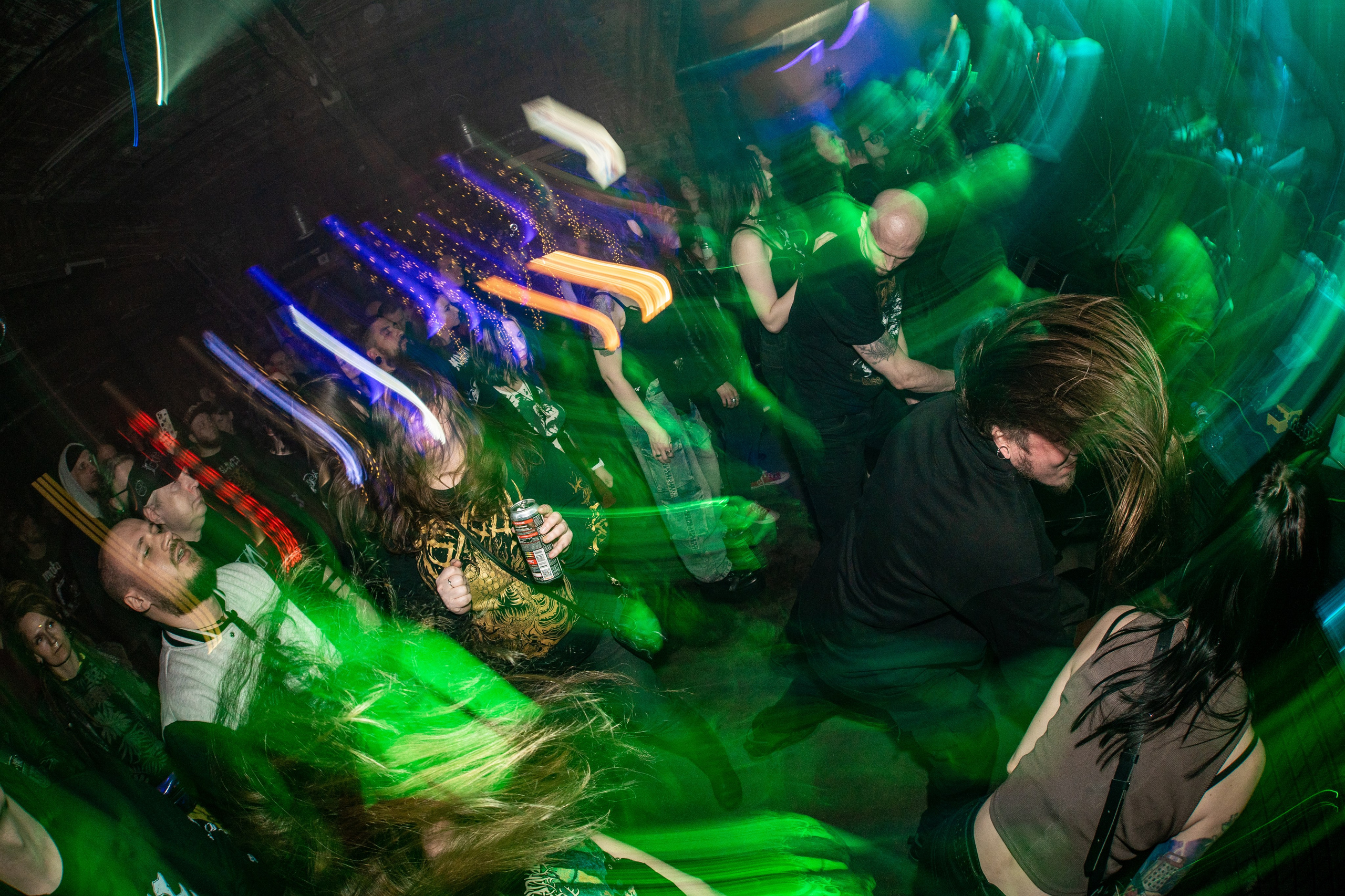 ИЛ • Minuala • Khlad|Цоколь 2.0. Концертный и репортажный фотограф в Санкт-Петербурге Слава Пахомов