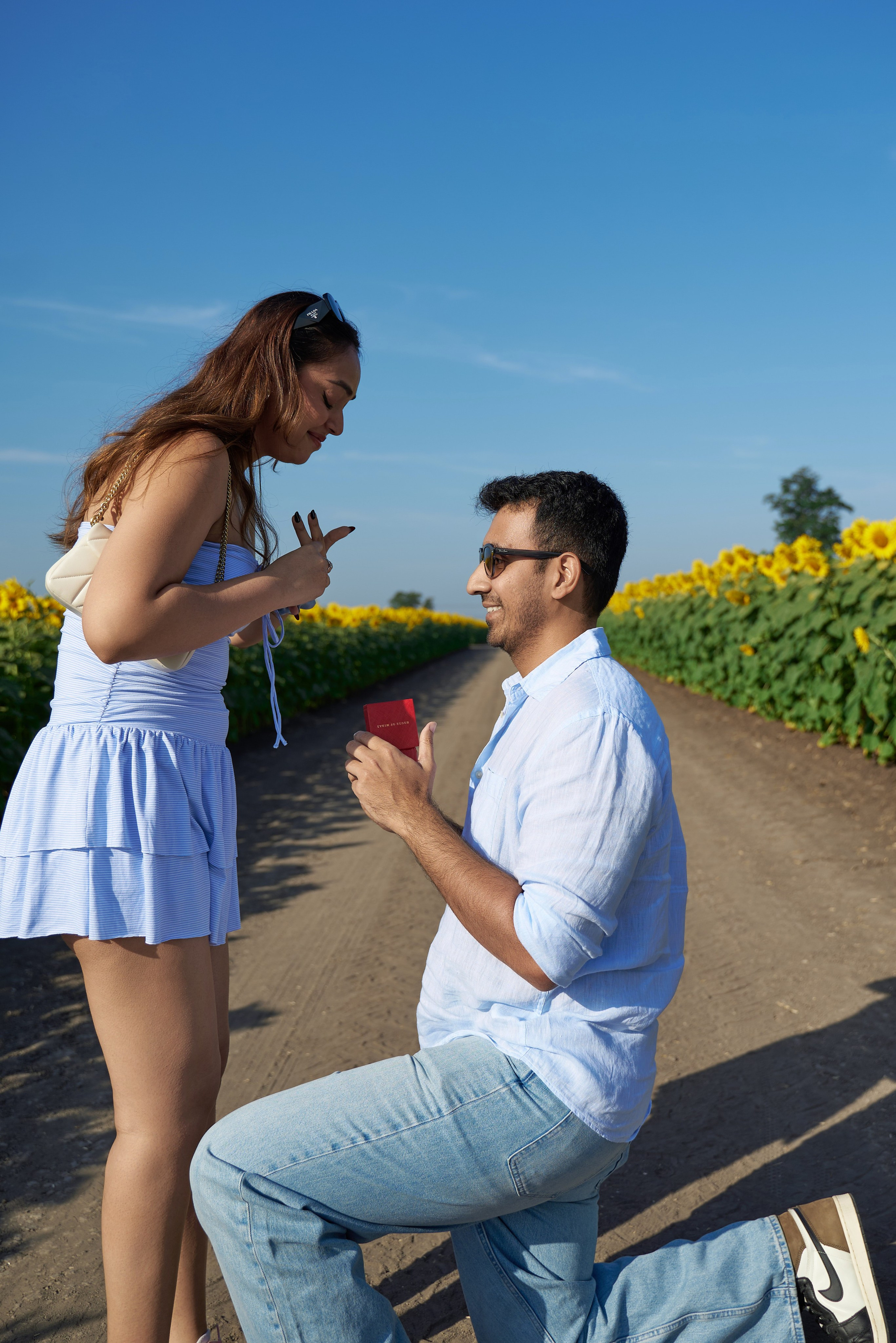 Love in the field. Photographer Bangkok — Pattaya | фотограф Бангкок — Паттайа