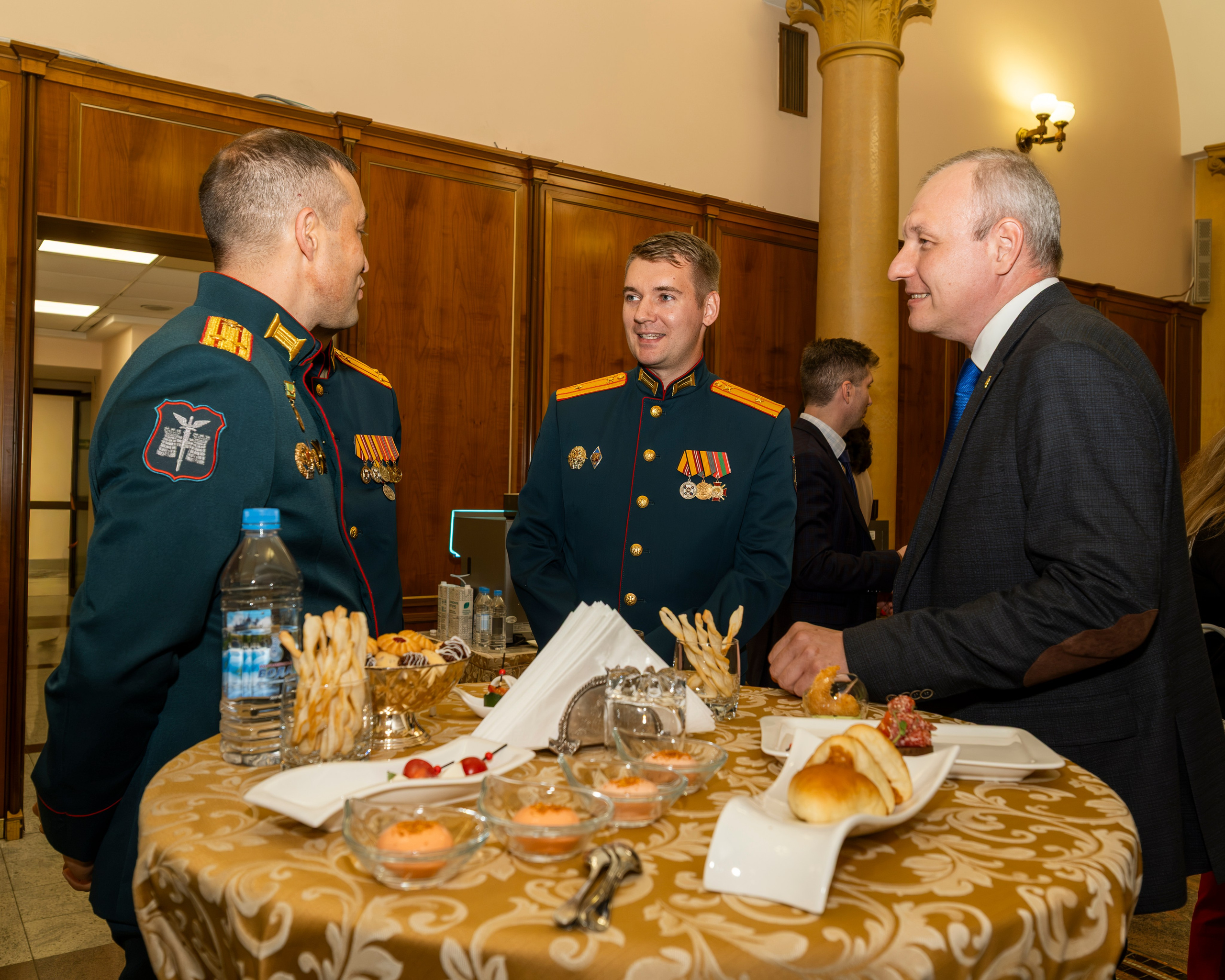 Центральный Банк РФ: Полевые учреждения. Фотограф Михаил Петров