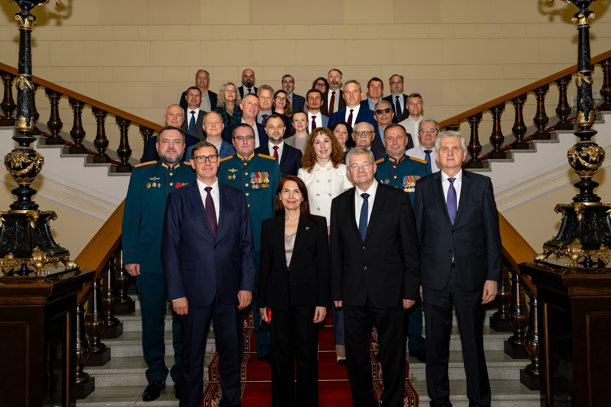 Центральный Банк РФ: Полевые учреждения. Фотограф Михаил Петров