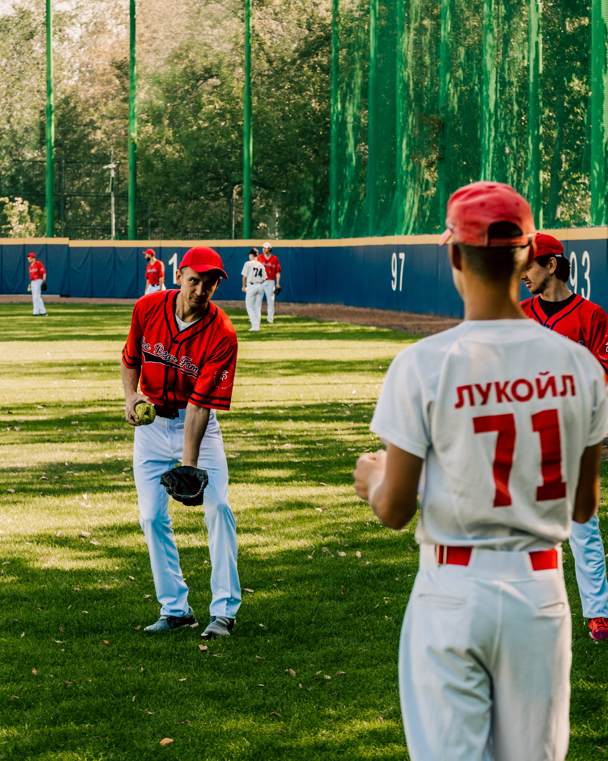 Медиа-бейсбол. Фотограф Михаил Петров