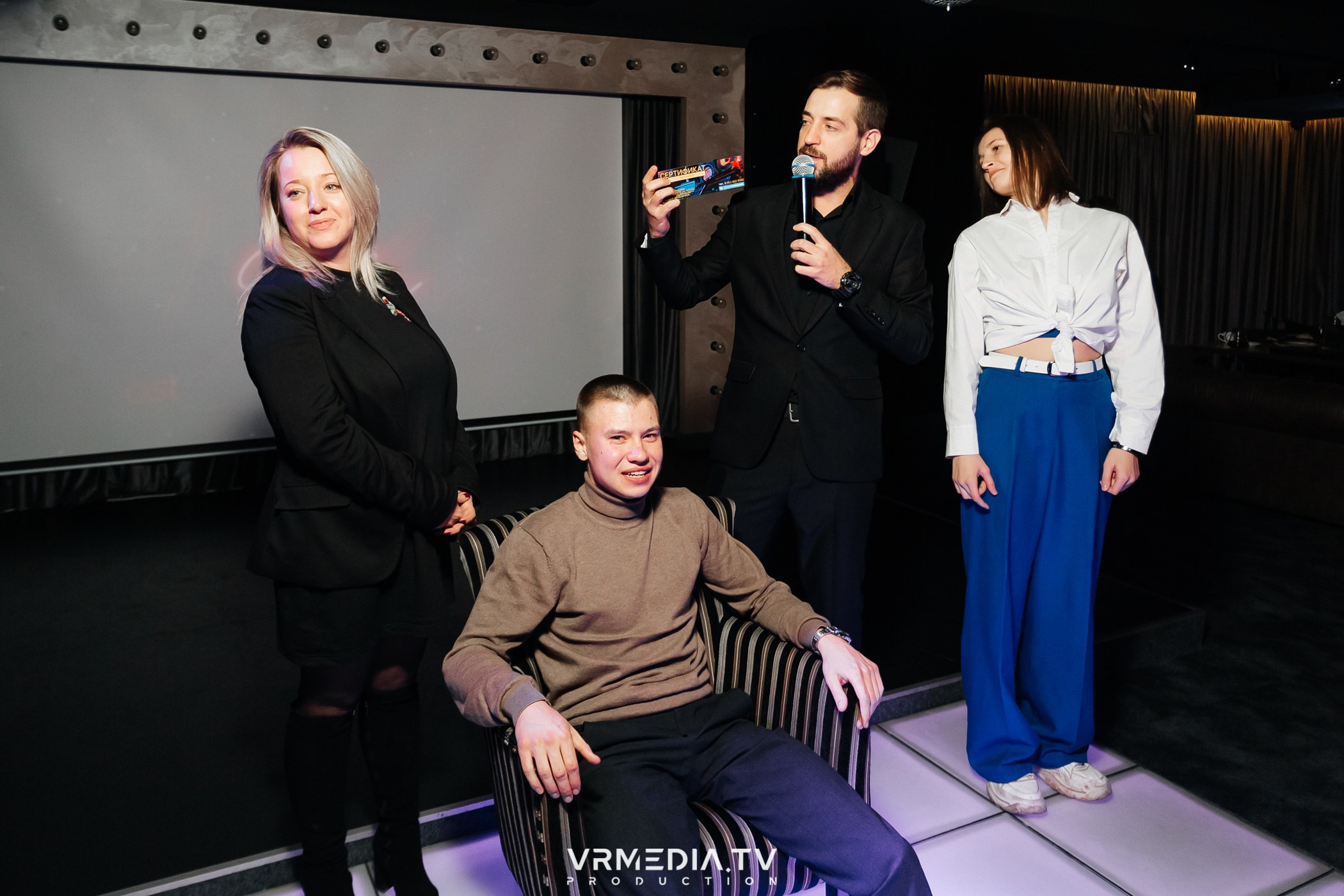 Выходные в караоке-баре «Volna»