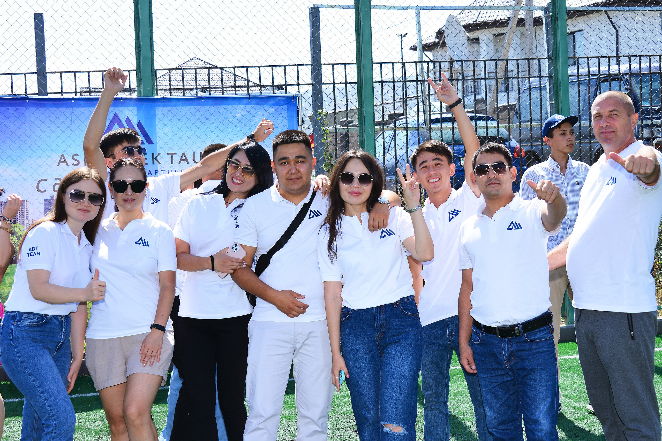 Тимбилдинг-2. Фотосъёмка. Фотограф Сергей Авдеев-семейный и детский фотограф в Алматы