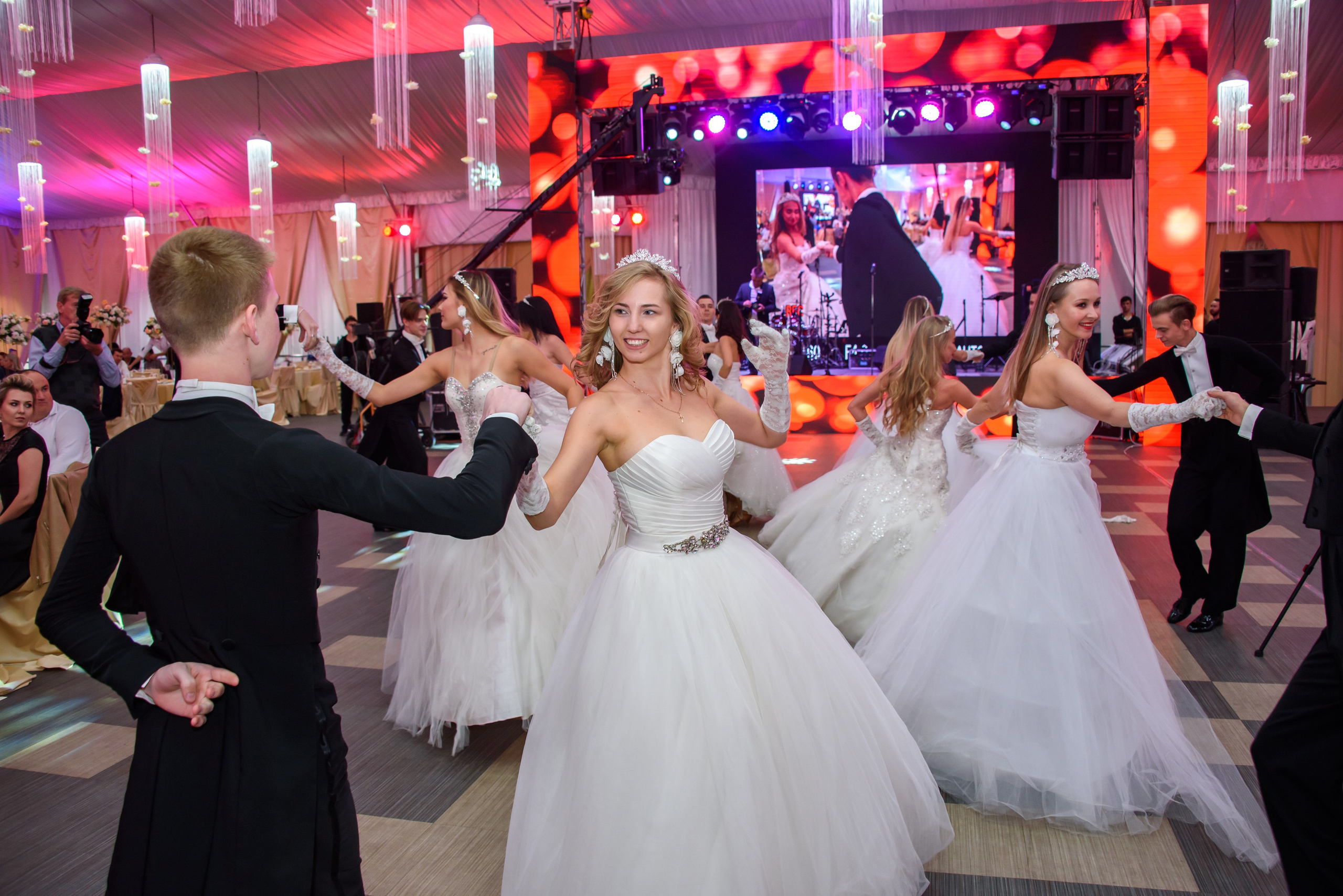 Свадьба. Фотосъёмка. Фотограф Сергей Авдеев-семейный и детский фотограф в Алматы