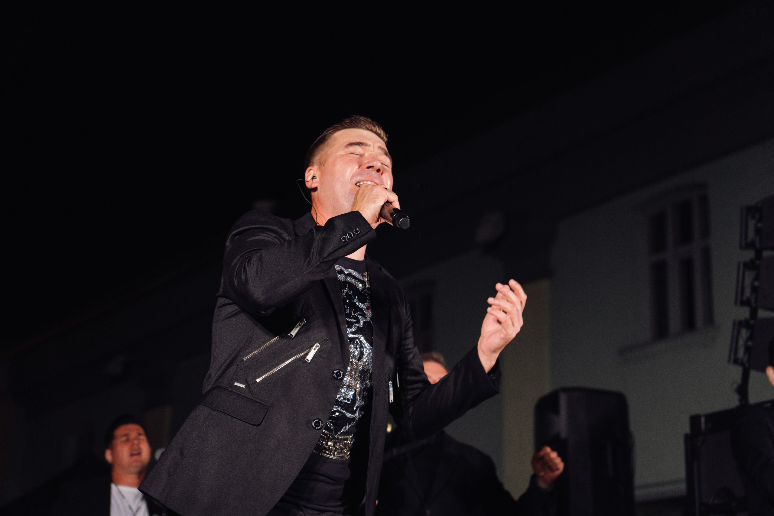 Филюс Кагиров & «Мирас». Портретный фотограф в Казани Радомир Заздравных