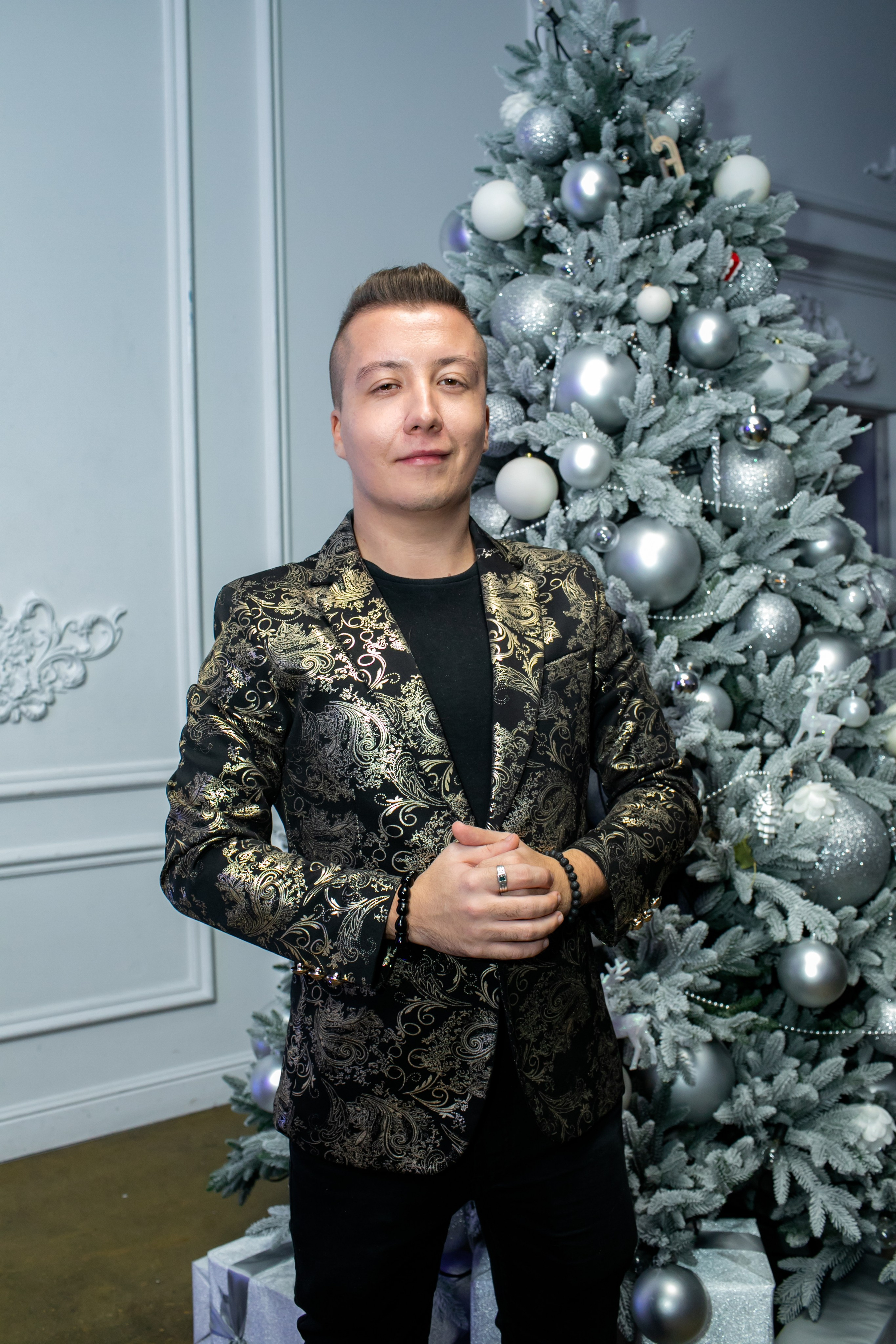 Клип Анны Калашниковой «Новый год» 2024. Art photographer Nino