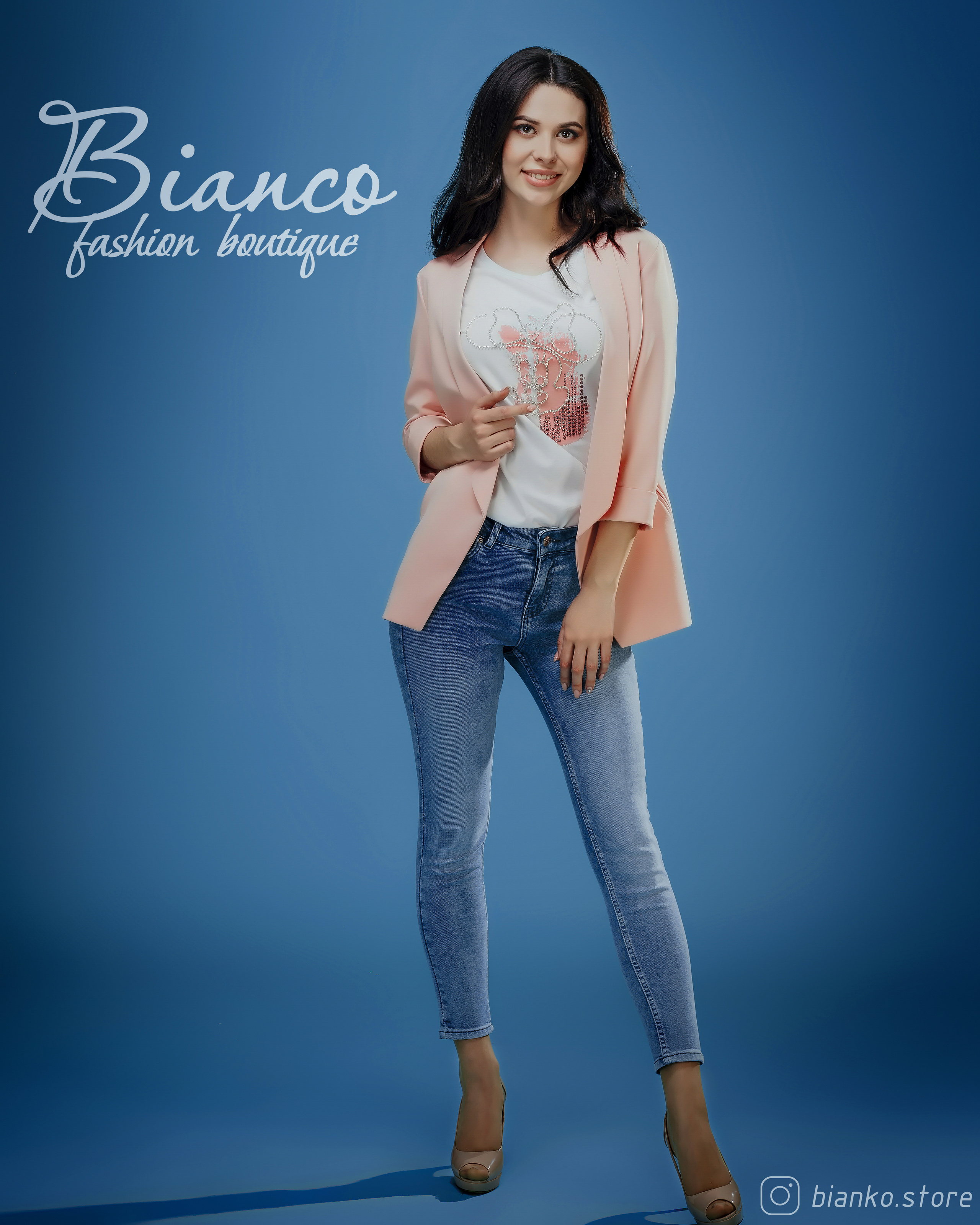Магазин женской одежды Bianco. Фотограф в Крыму Романенко Даниил
