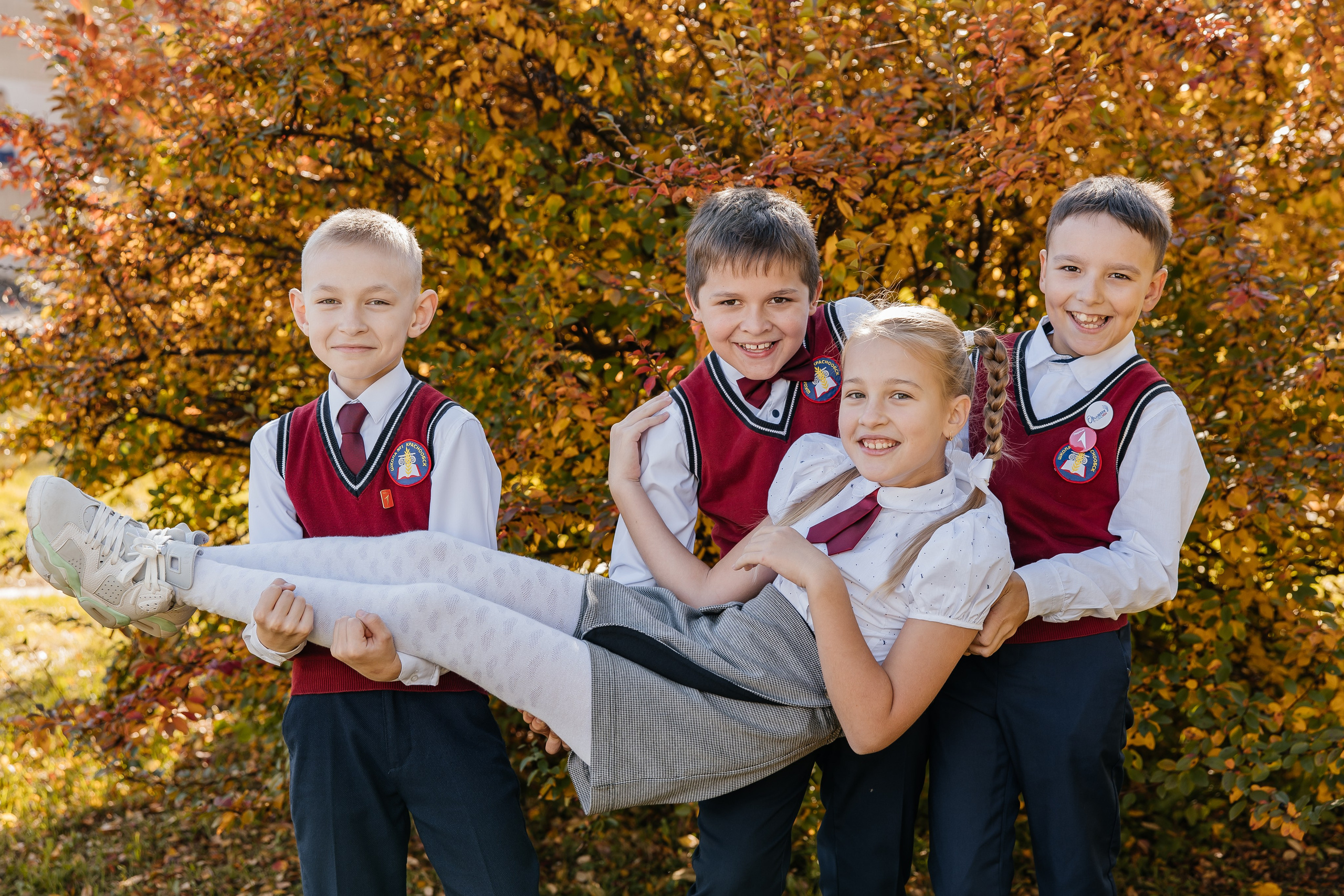 Школьные друзья. Школьный фотограф в Новосибирске Наталья Иванченко