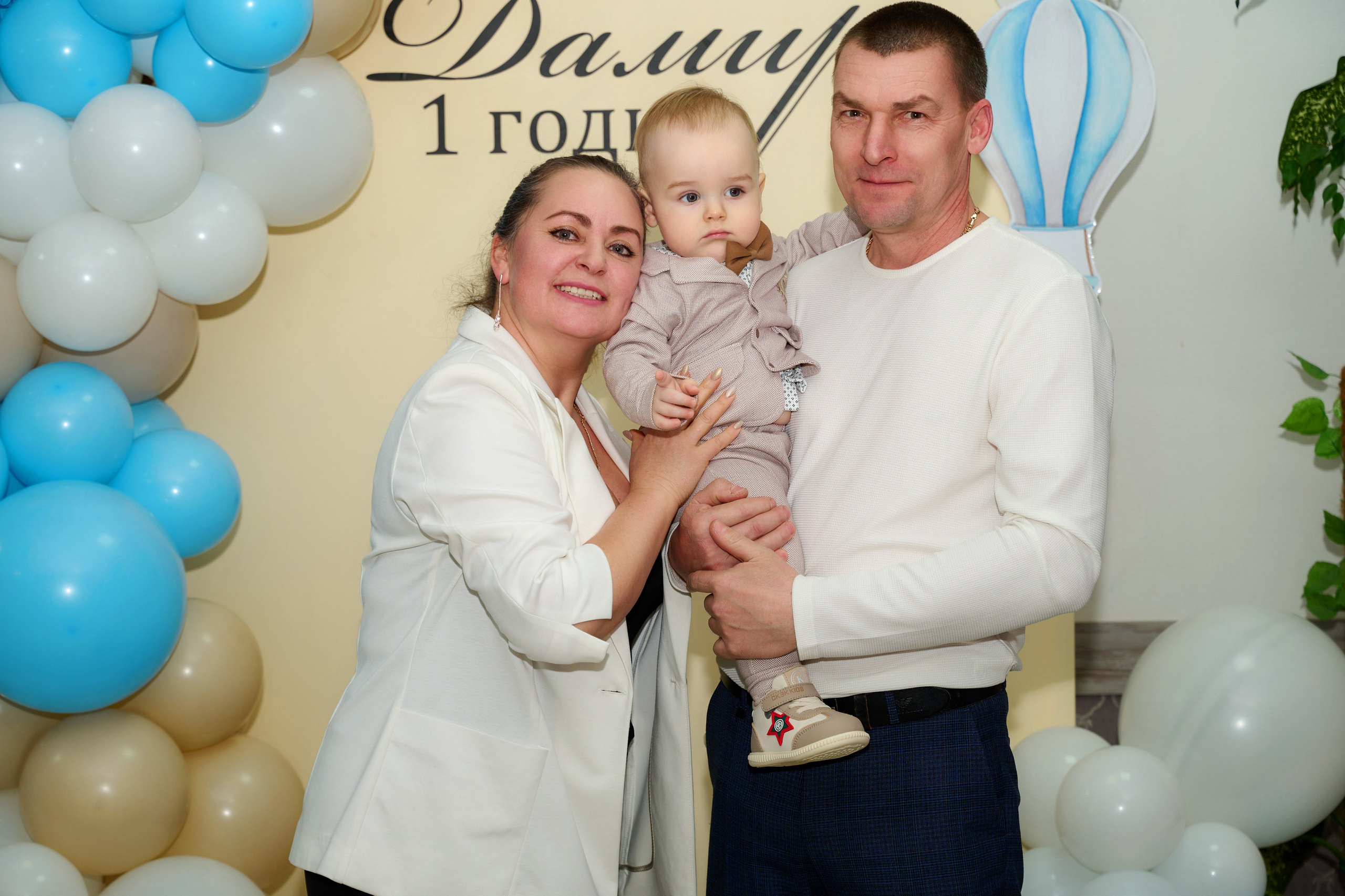 Годовасие Дамира. Школьный и семейный фотограф/видеограф в г. Курганинске