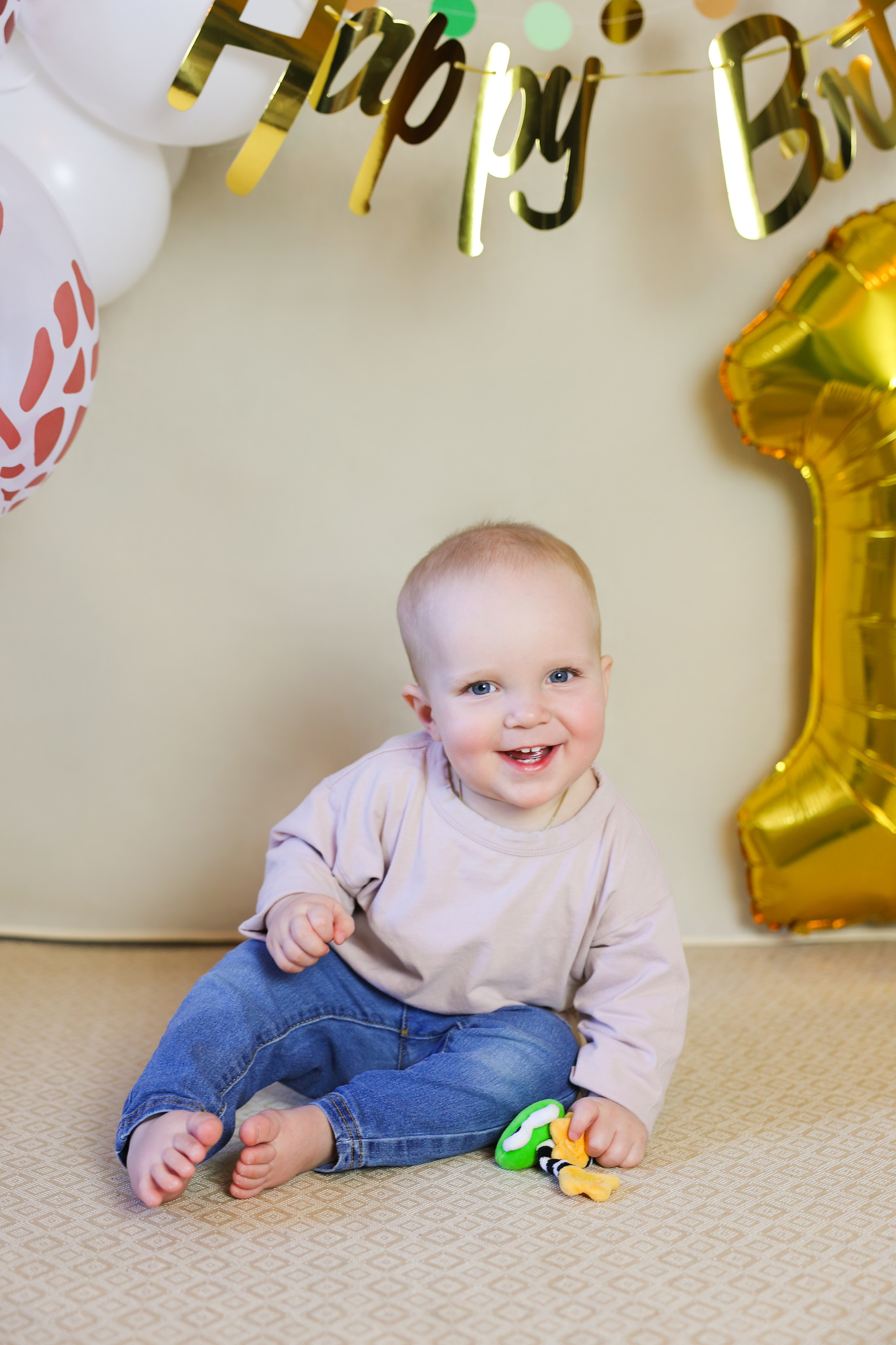 Ваня годик. Оксана Ромашкина- семейный и ньюборн фотограф из Москвы