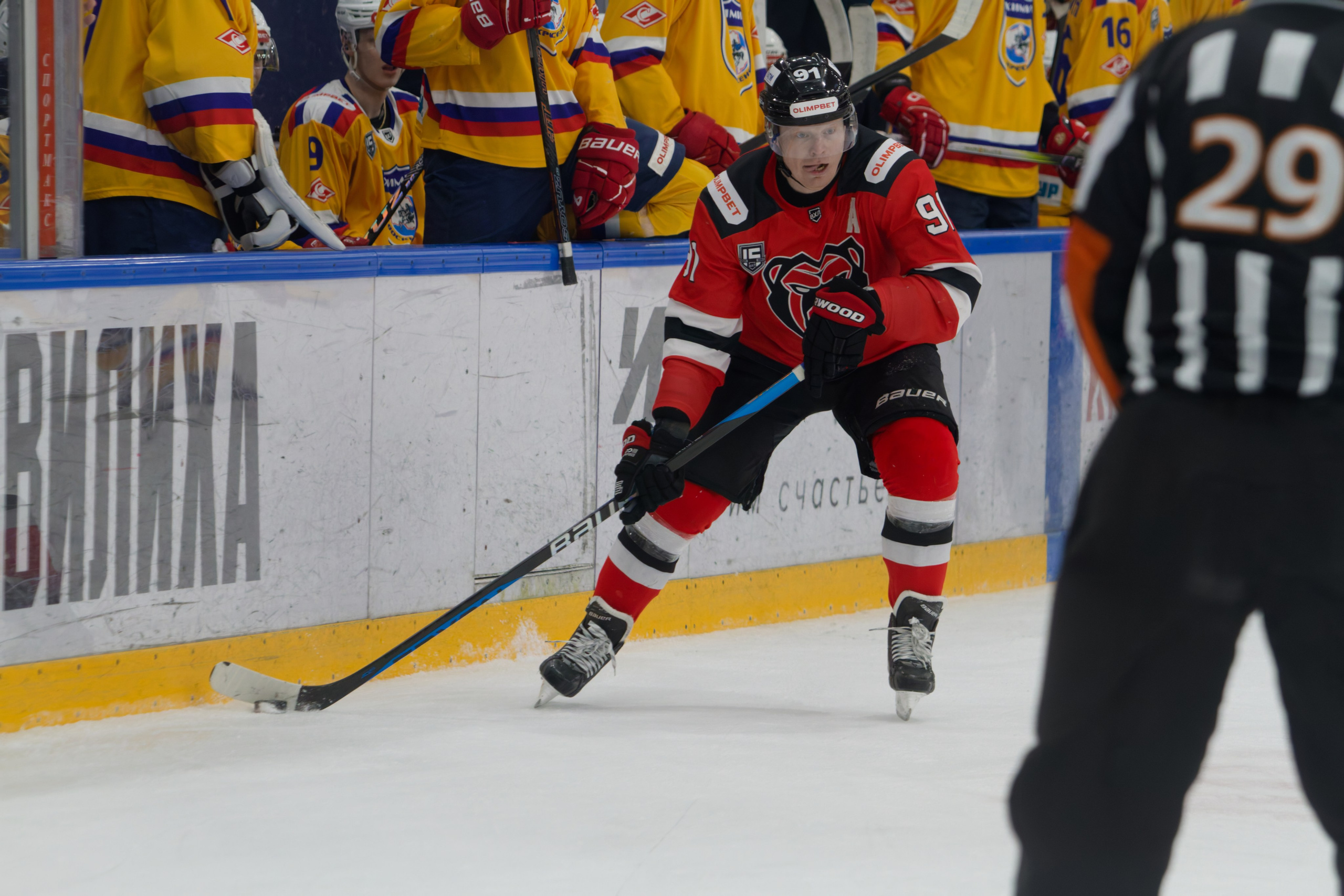 Хоккей. Молот-Химик 12.02.2025. Репортажный и спортивный фотограф в г. Пермь Зильберг Павел