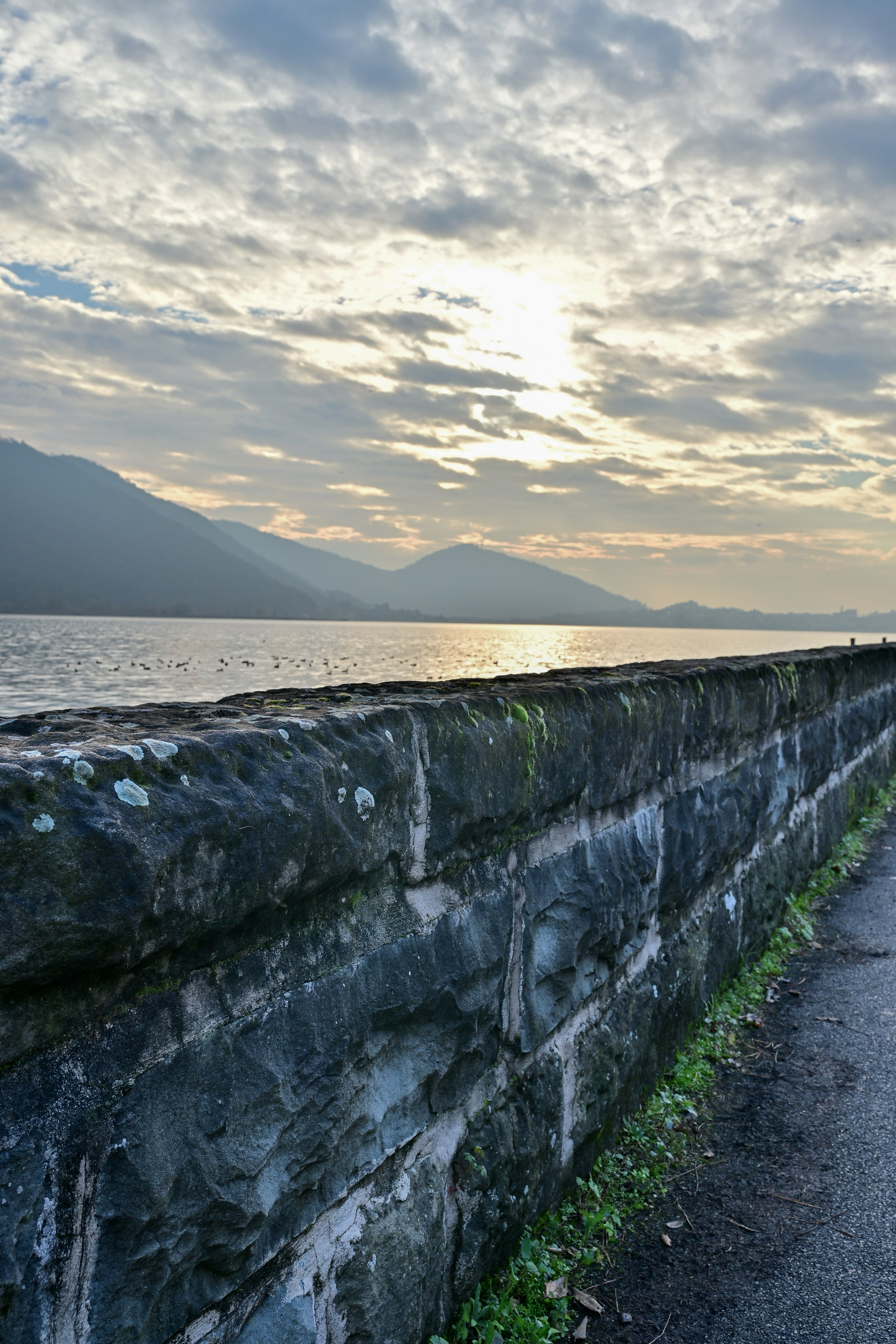 Lago d'iseo and hotel. Фотограф Минск
