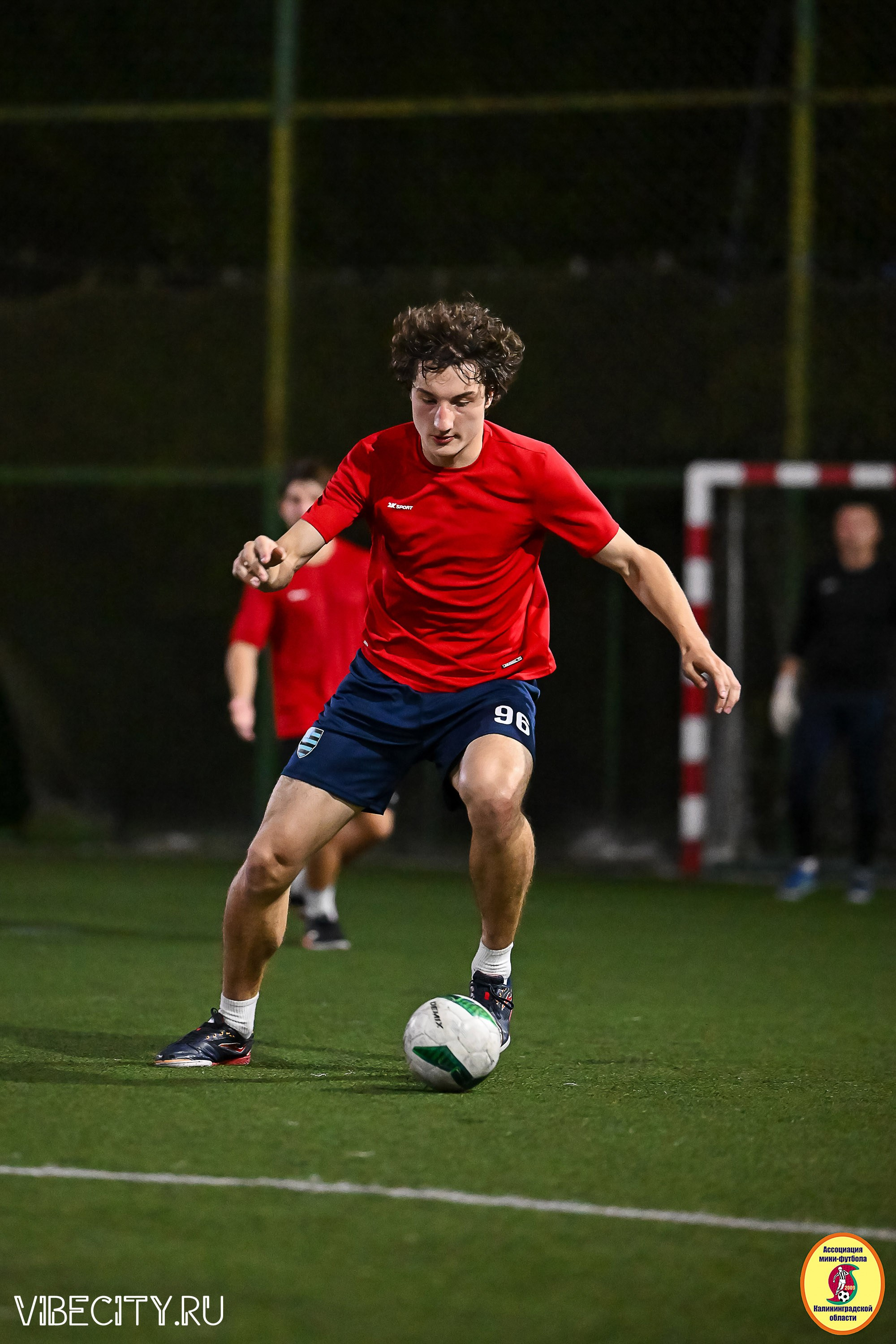ФИНАЛЬНЫЕ ИГРЫ КУБКА МИНИ-ФУТБОЛЬНОЙ ЛИГИ И КУБКА КОРПОРАТИВНОЙ МФЛ 2025. VIBECITY.RU Вайб Сити Ру Фоторепортажи Фотоотчеты Калининград
