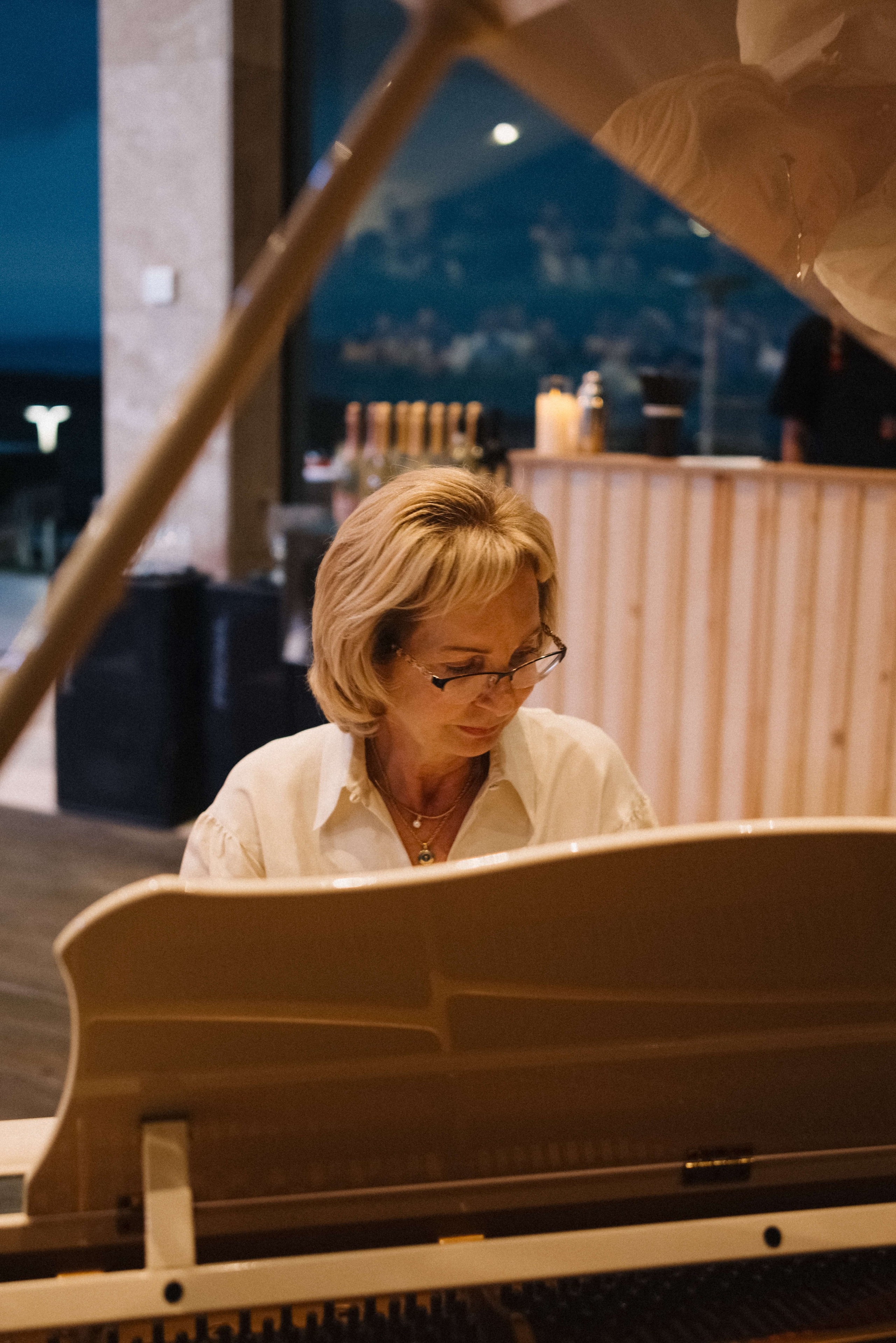 Репортаж бизнес-конференции. Портретный и свадебный фотограф в Тбилиси • xeniqo