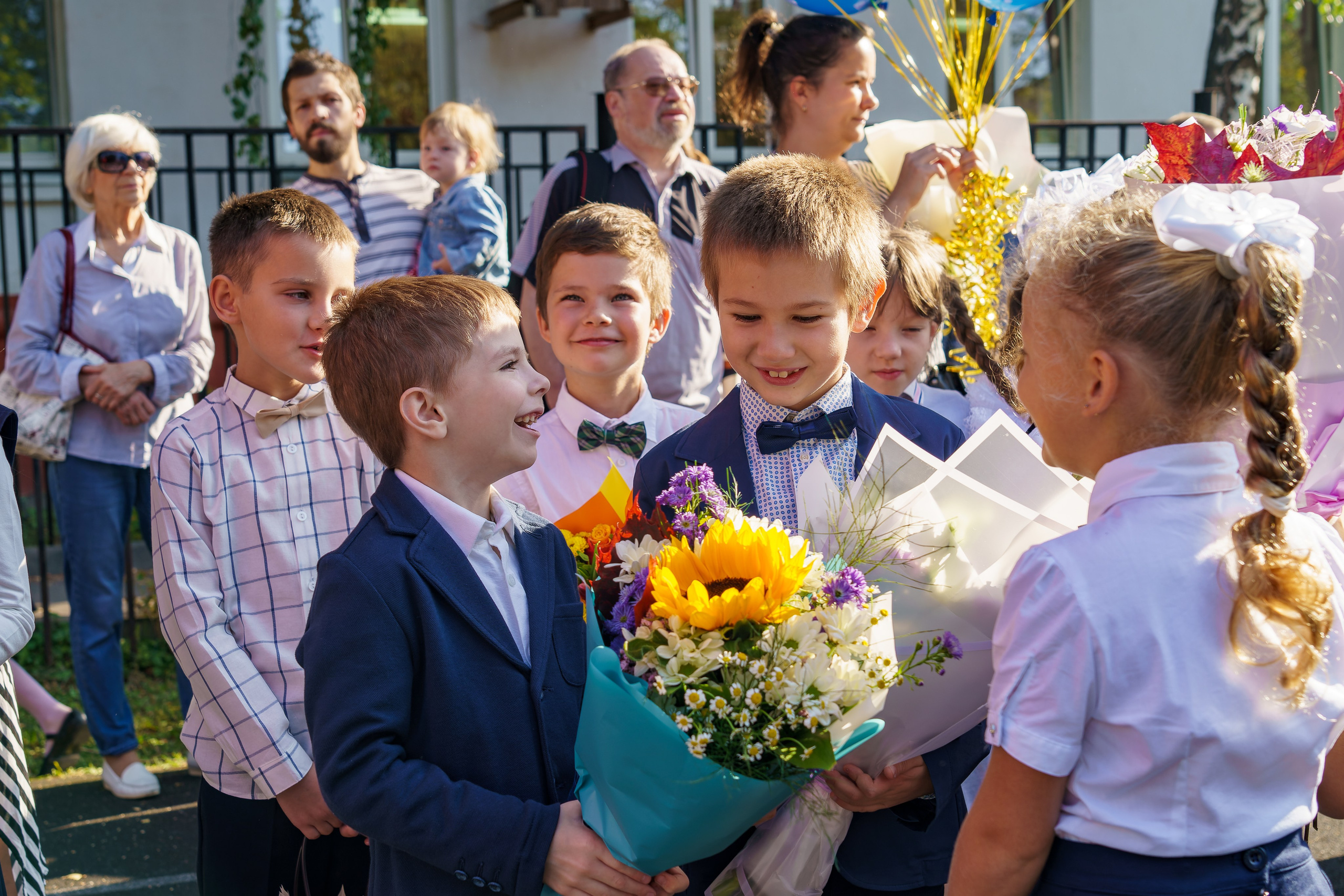 Фотосъёмка 1 сентября, последний звонок, выпускной. «Студия DRONAVT`s» — видеосъёмка и фотография г. Москва