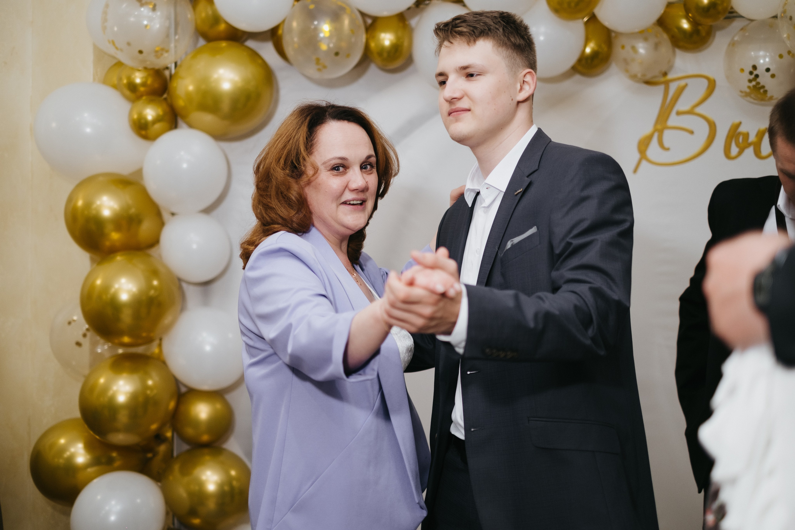 Выпускной 11 класс школы № 30. Свадебный и репортажной фотограф Денис Ожигин в Краснодаре и Краснодарском крае