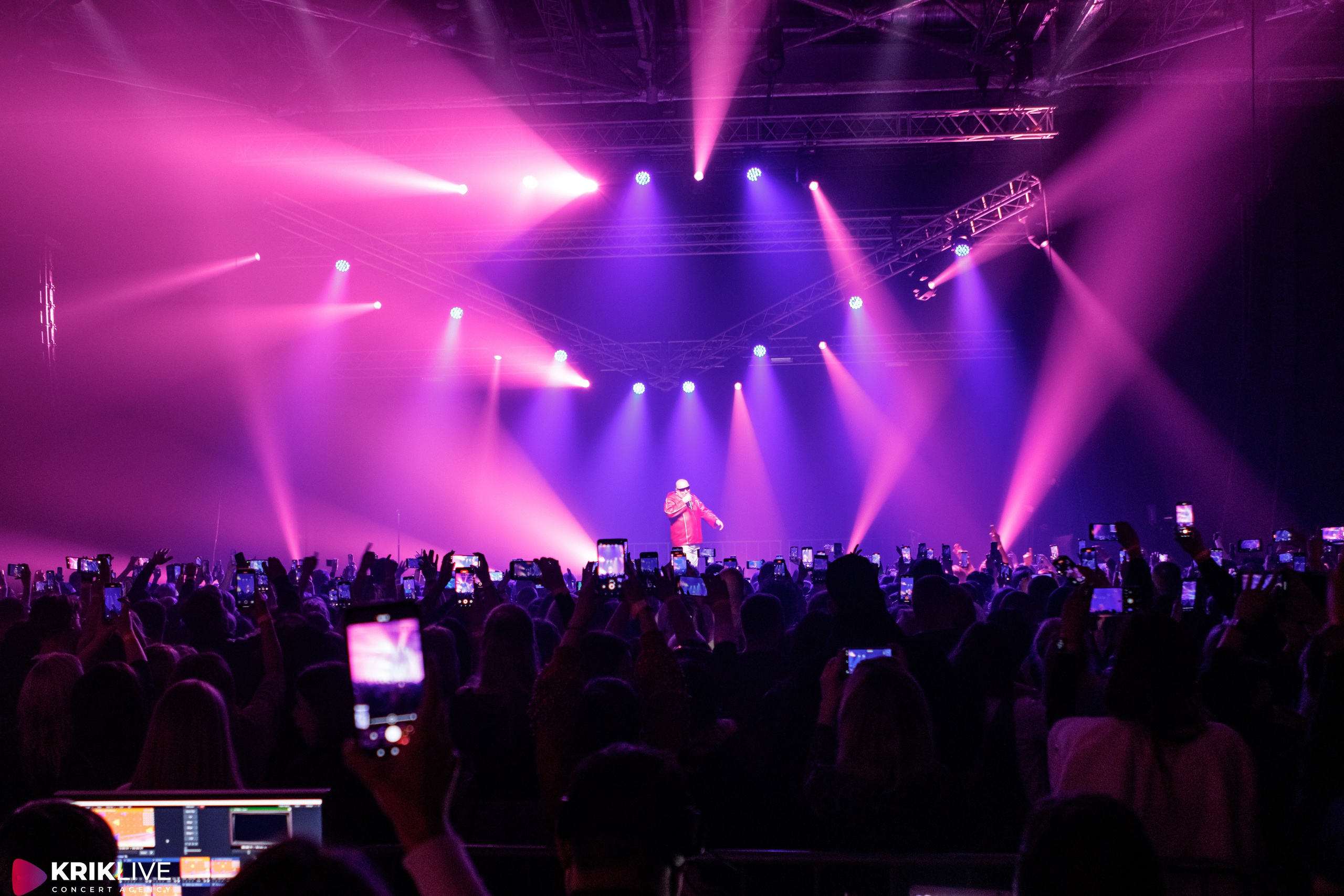 Дискач 90-х. Портретный и пейзажный фотограф Никита Павлов