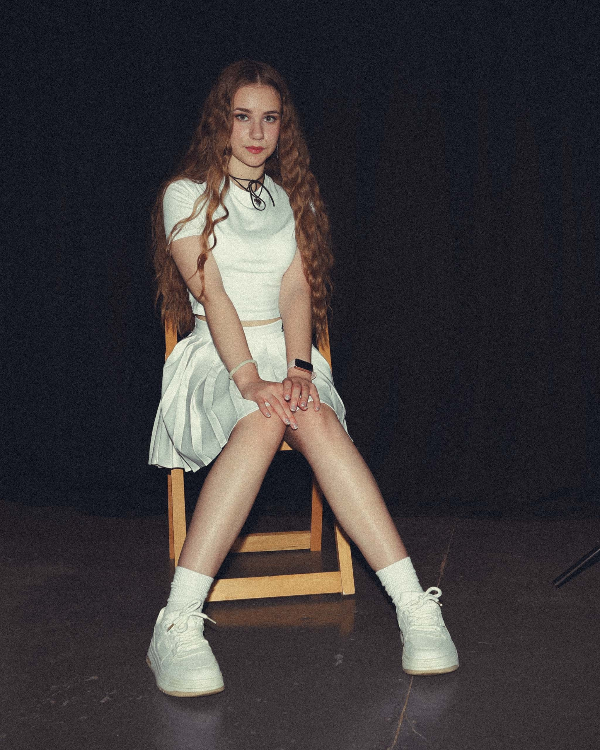 Две девицы. Фотомастерская Андрея Закоморного