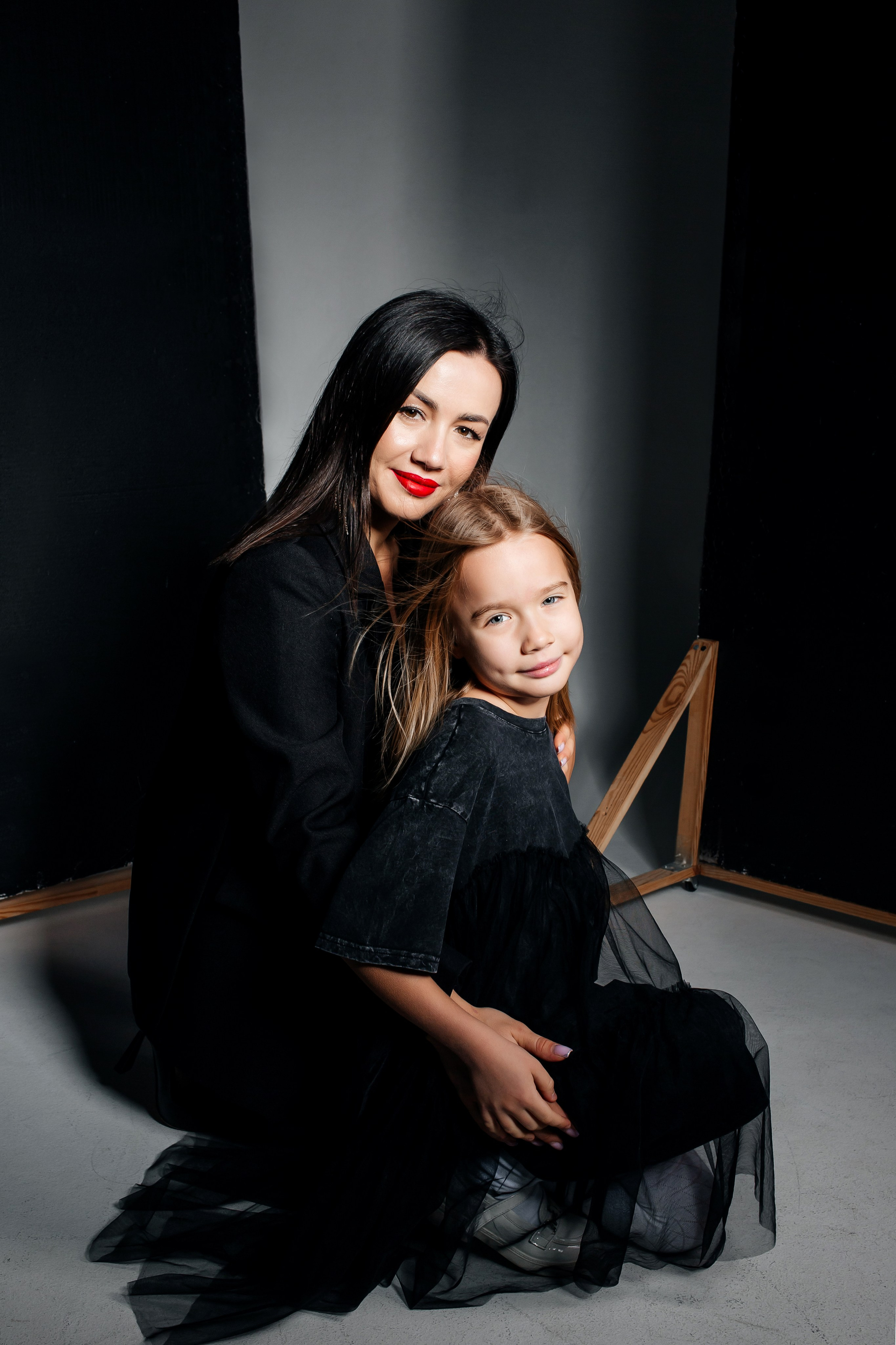 Любовь с дочкой портретная фотосессия. Женский фотограф в Оренбурге Ирина Заводчикова