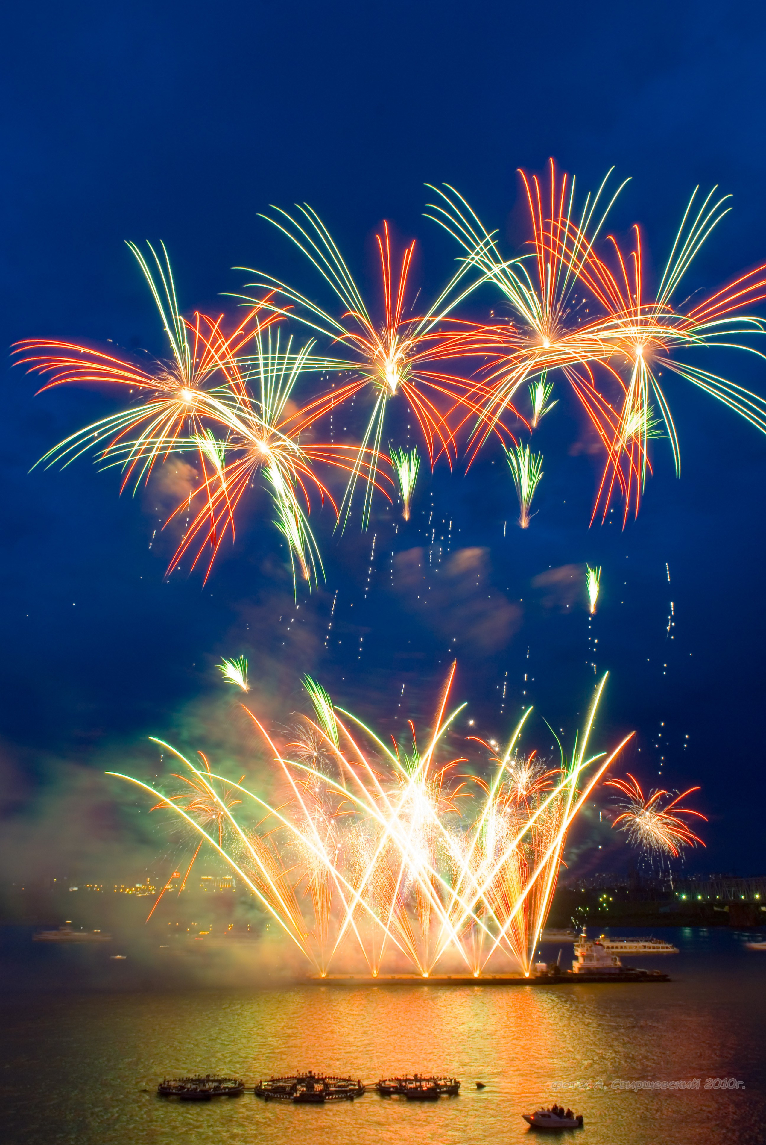 Город. Пейзаж. Природа. Салют. Репортажный и детский фотограф в Новосибирске