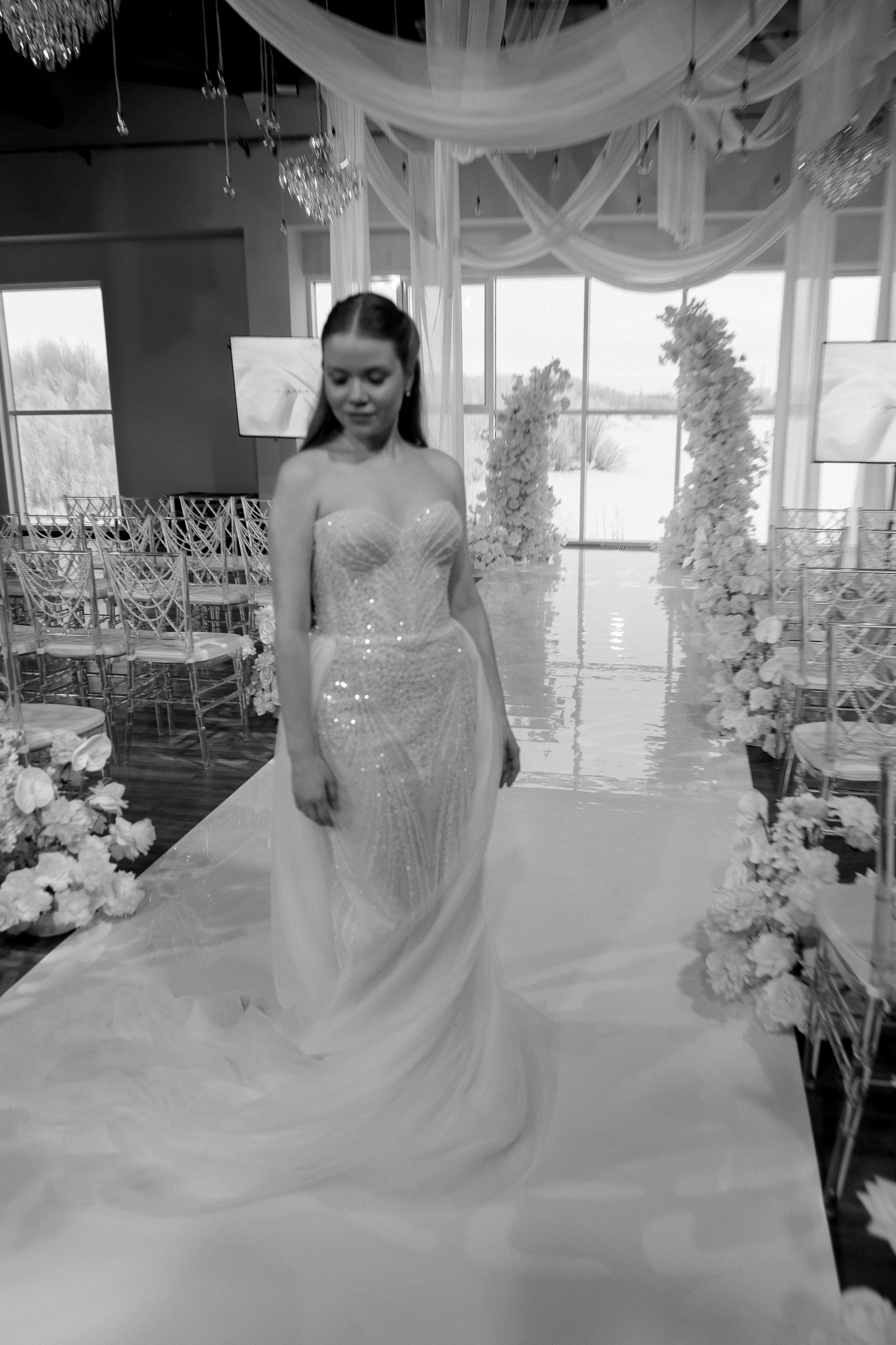 СВАДЕБНАЯ СЬЕМКА СБОРОВ В ОТЕЛЕ И ВЫЕЗД НА ЦЕРЕМОНИЮ (СНЯТО В СИБИРЕ В НИЖНЕВАРТОВСКЕ). Профессиональный фотограф, Санкт-Петербург — Виктория Богомолова