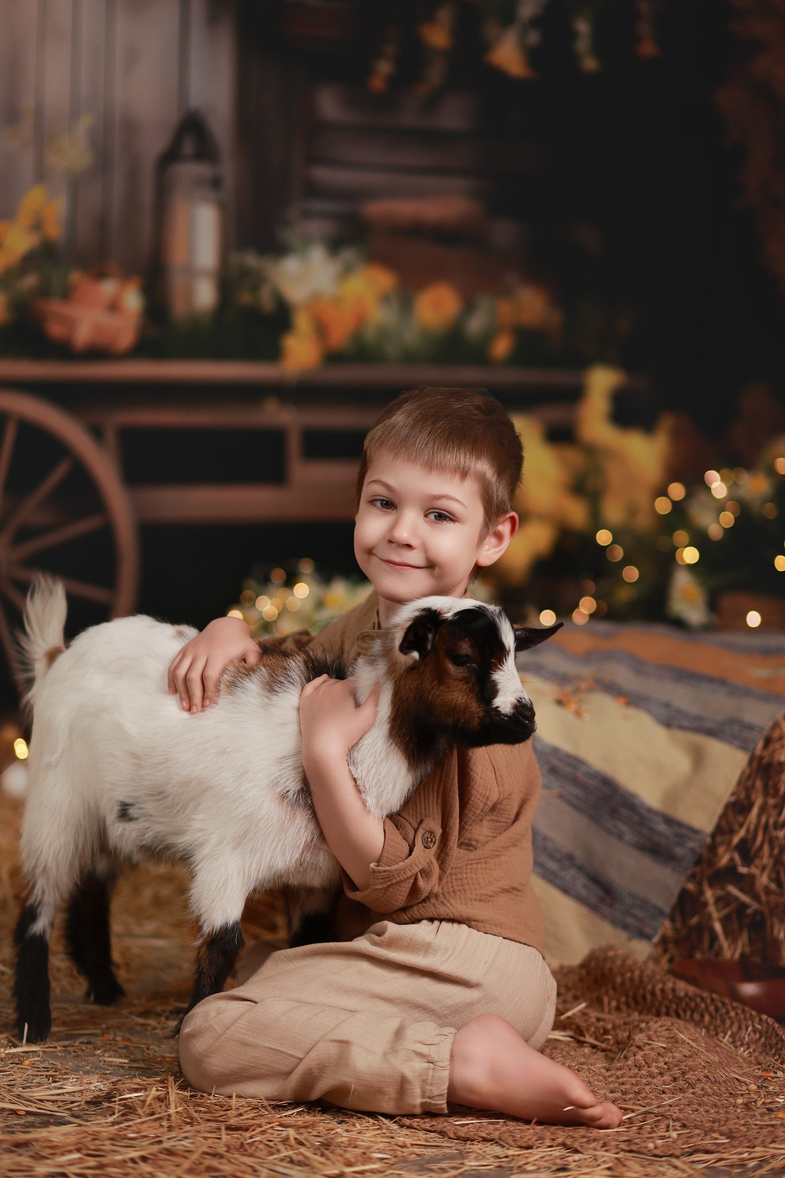 Фотопроект с козочкой и кроликами. Детский семейный фотограф Краснодар
