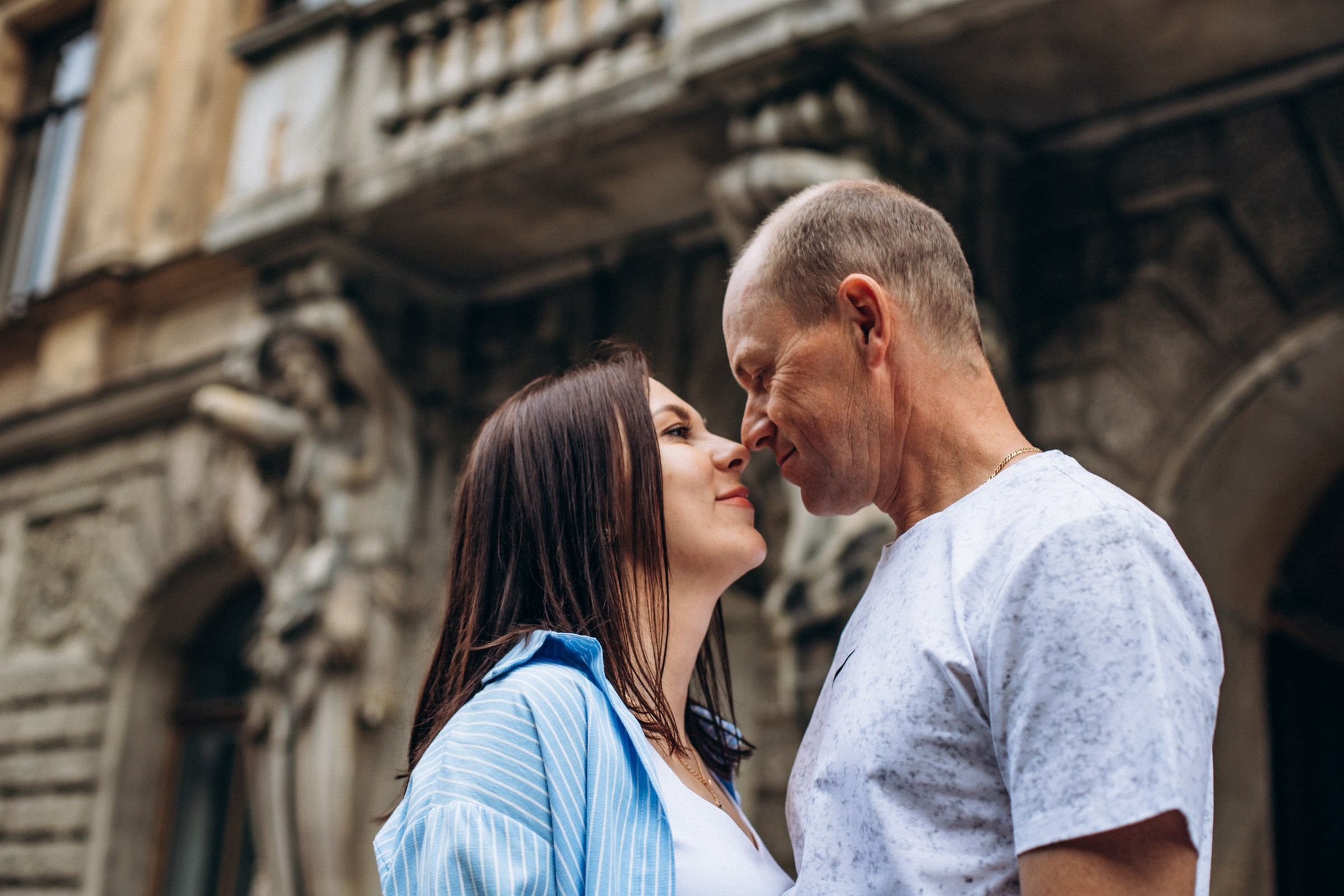 Алексей и Наталья в июне. Фотопрогулка в Петербурге. Индивидуальный и семейный фотограф в Санкт-Петербурге