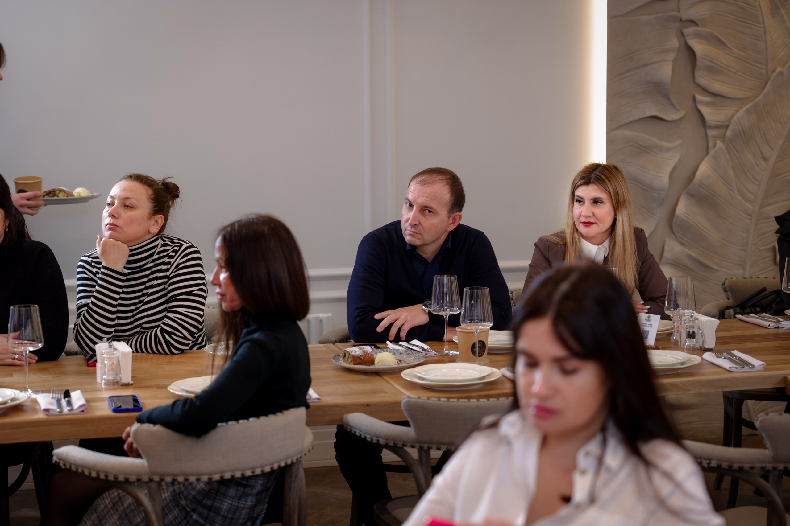 Бизнесс завтрак Level Group. Свадебный фотограф Астрахань