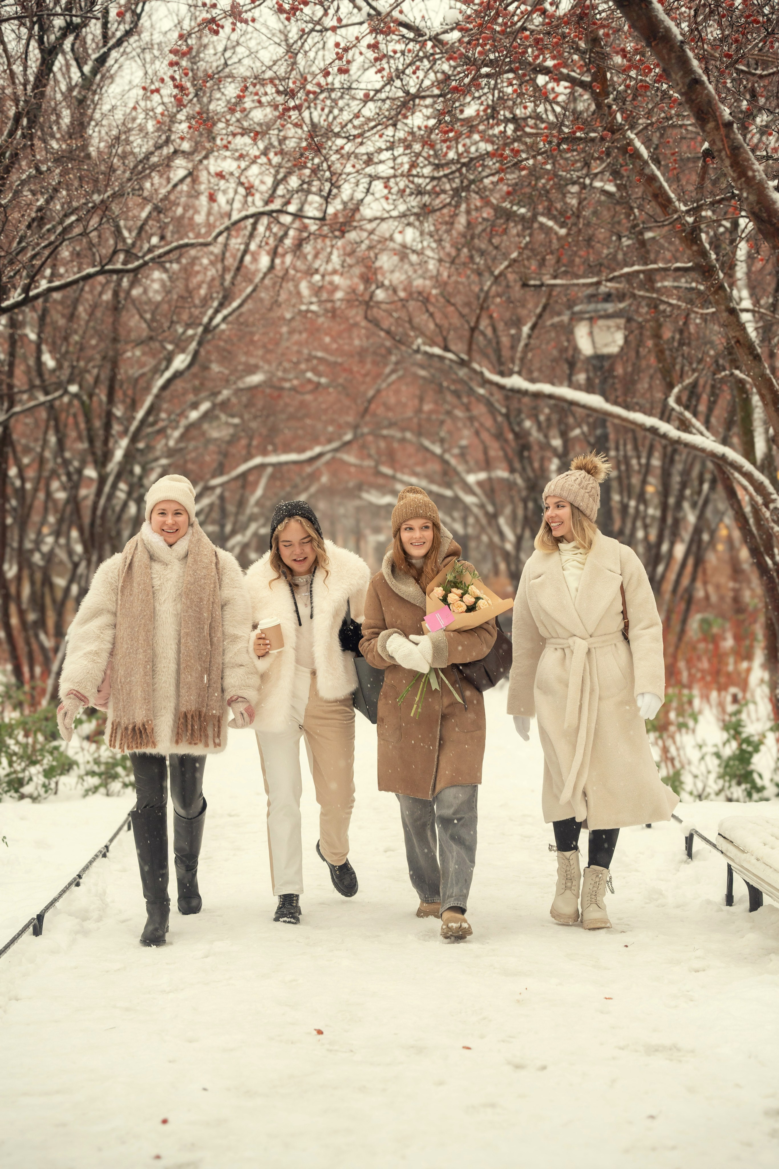 Прогулочная фотосессия в городской среде на острове Новая Голландия