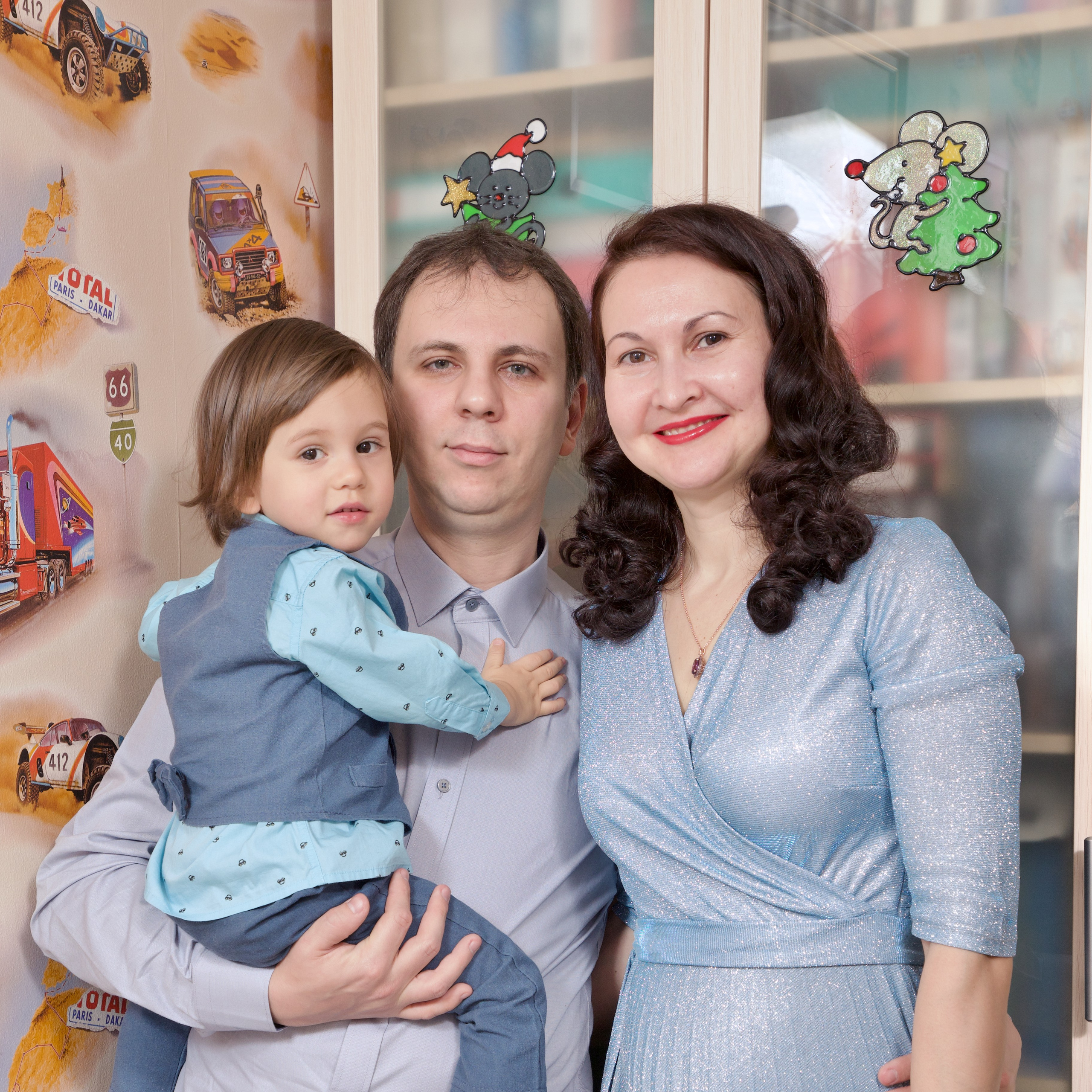 Юля Сергей Настя Олег и Серёжка ч.2. Школьные выпускные альбомы в Москве Марина Николаева