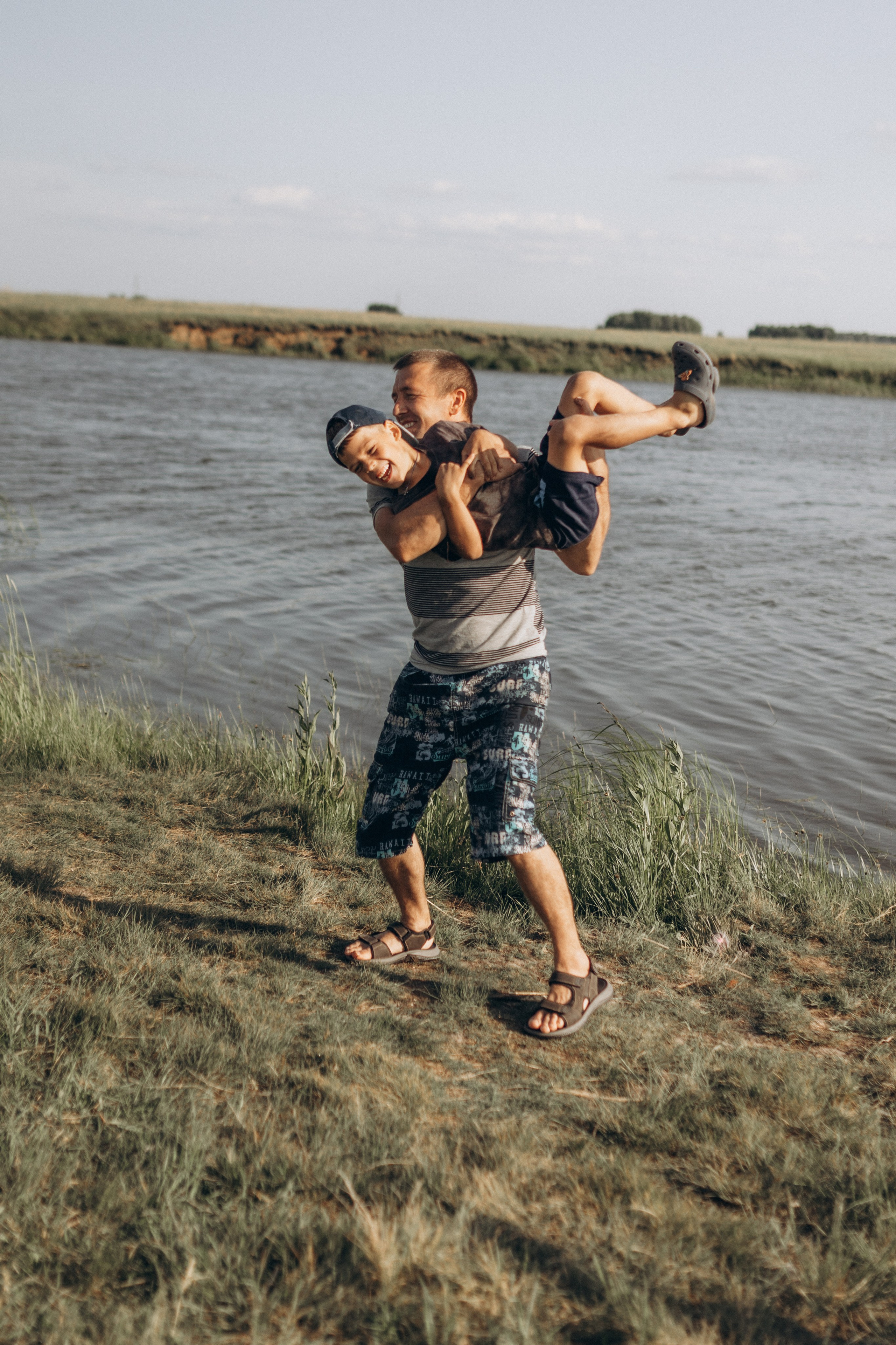 Семейная рыбалка. Семейный фотограф lifestyle в Новосибирске Елена Шпилевая