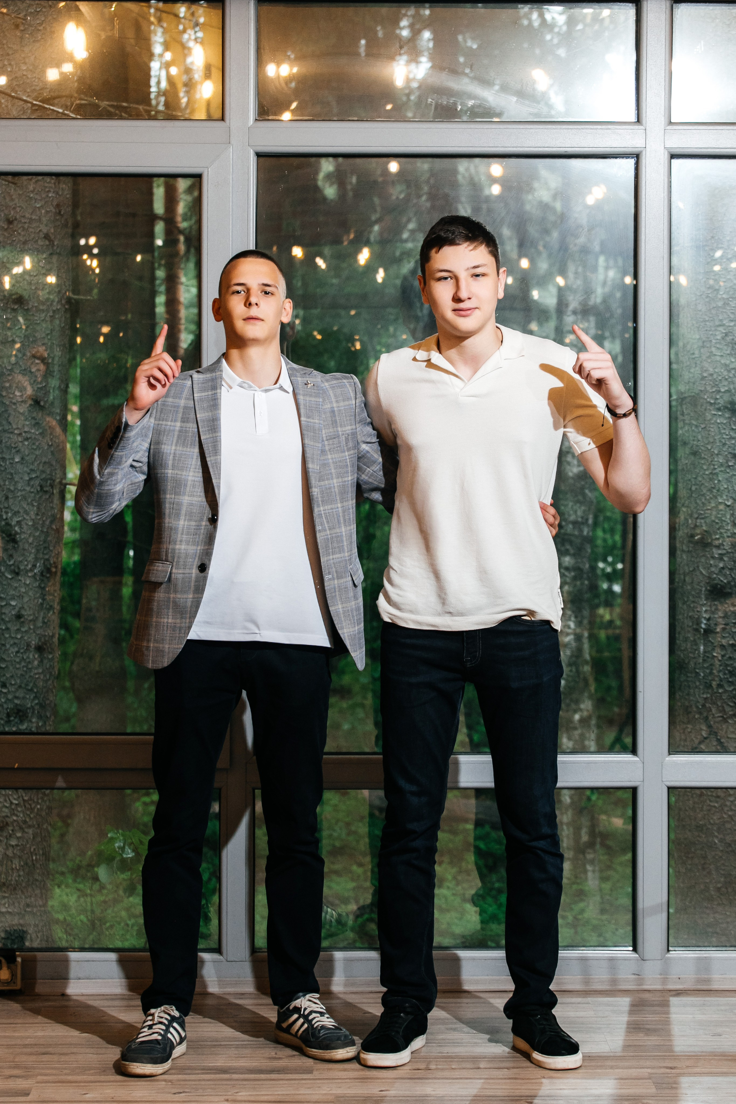 Выпускной 9 класс. Фотограф в Санкт-Петербурге Виктория Безверхая