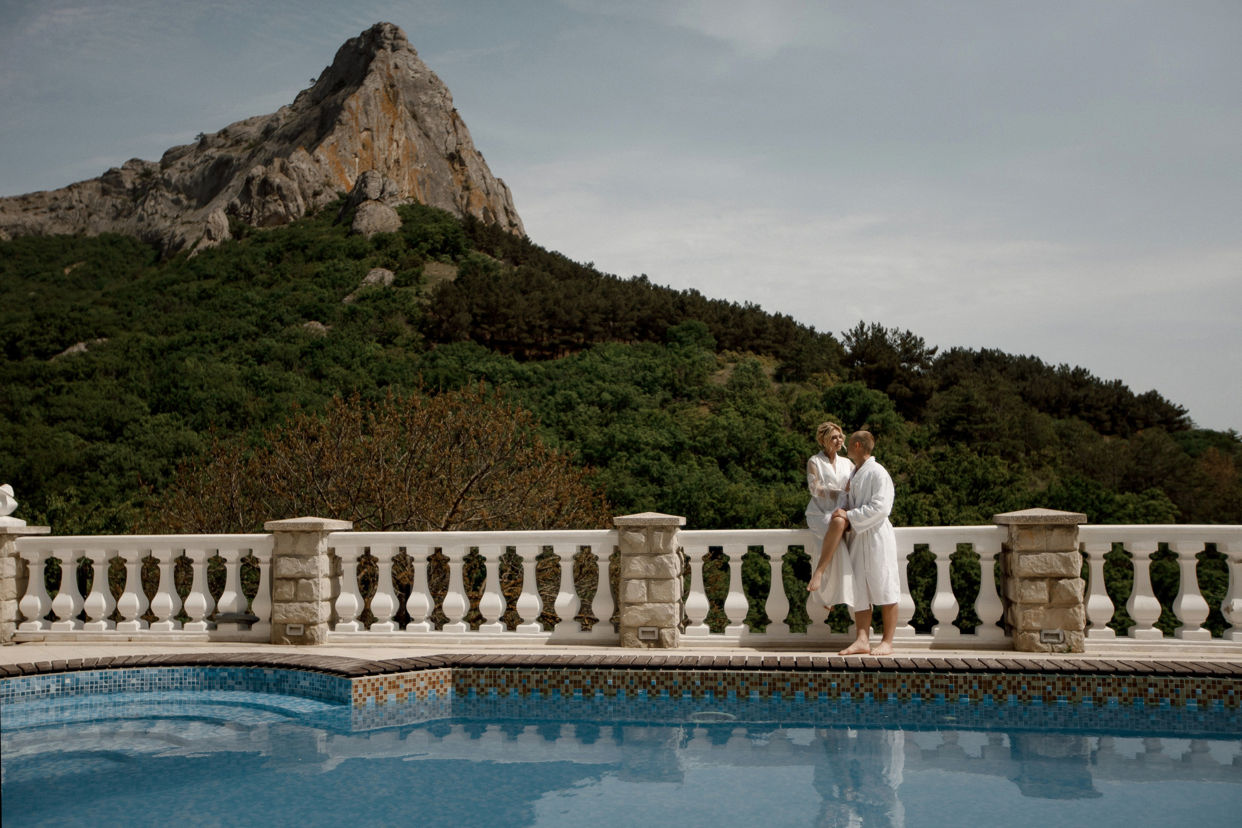 Денис и Алина. Белый замок. Фотограф Анна Лейман. Севастополь