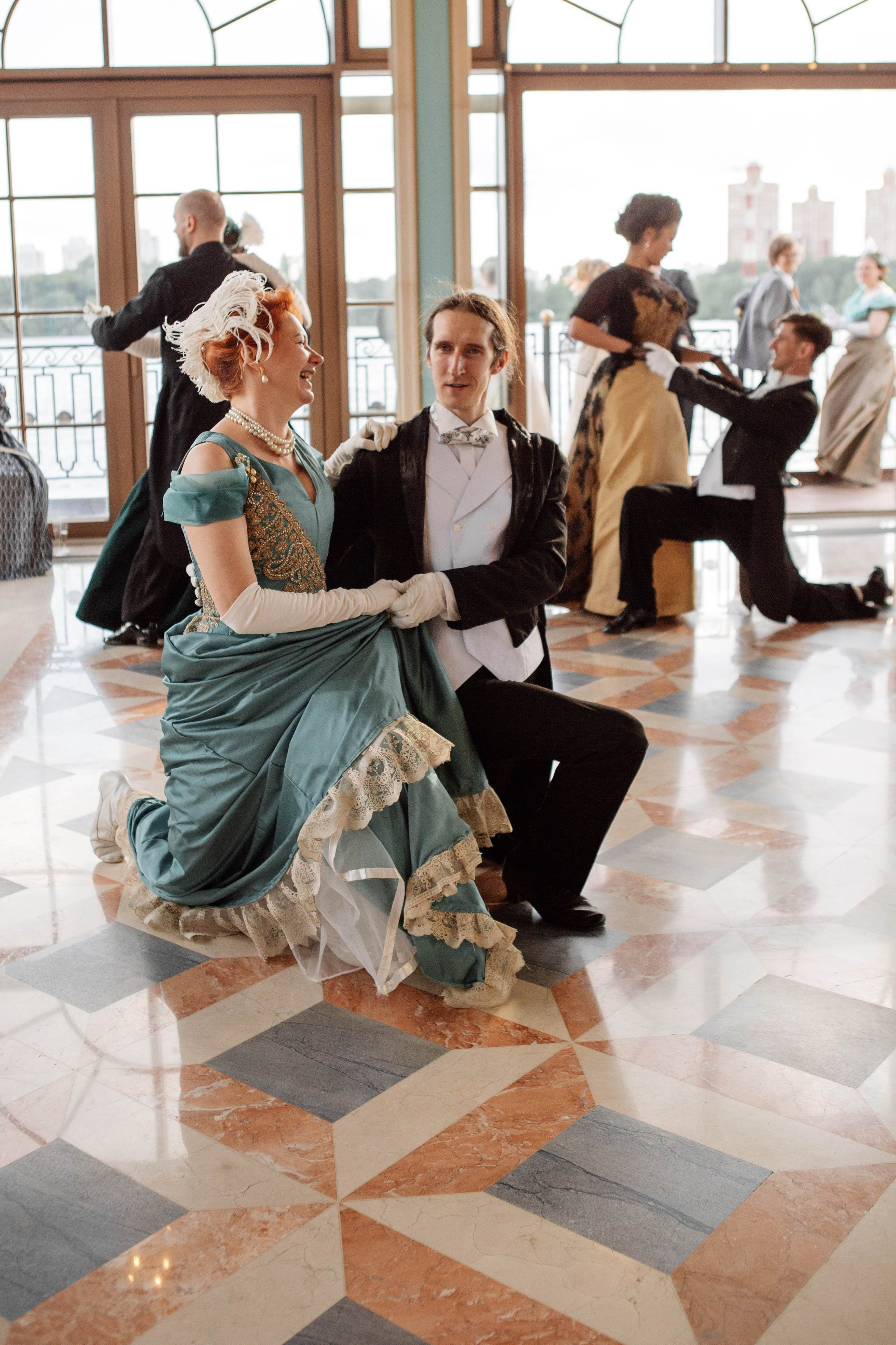 БАЛ. Репортажный фотограф Москва (детские праздники, квизы, концерты, дни рождения, свадьбы)