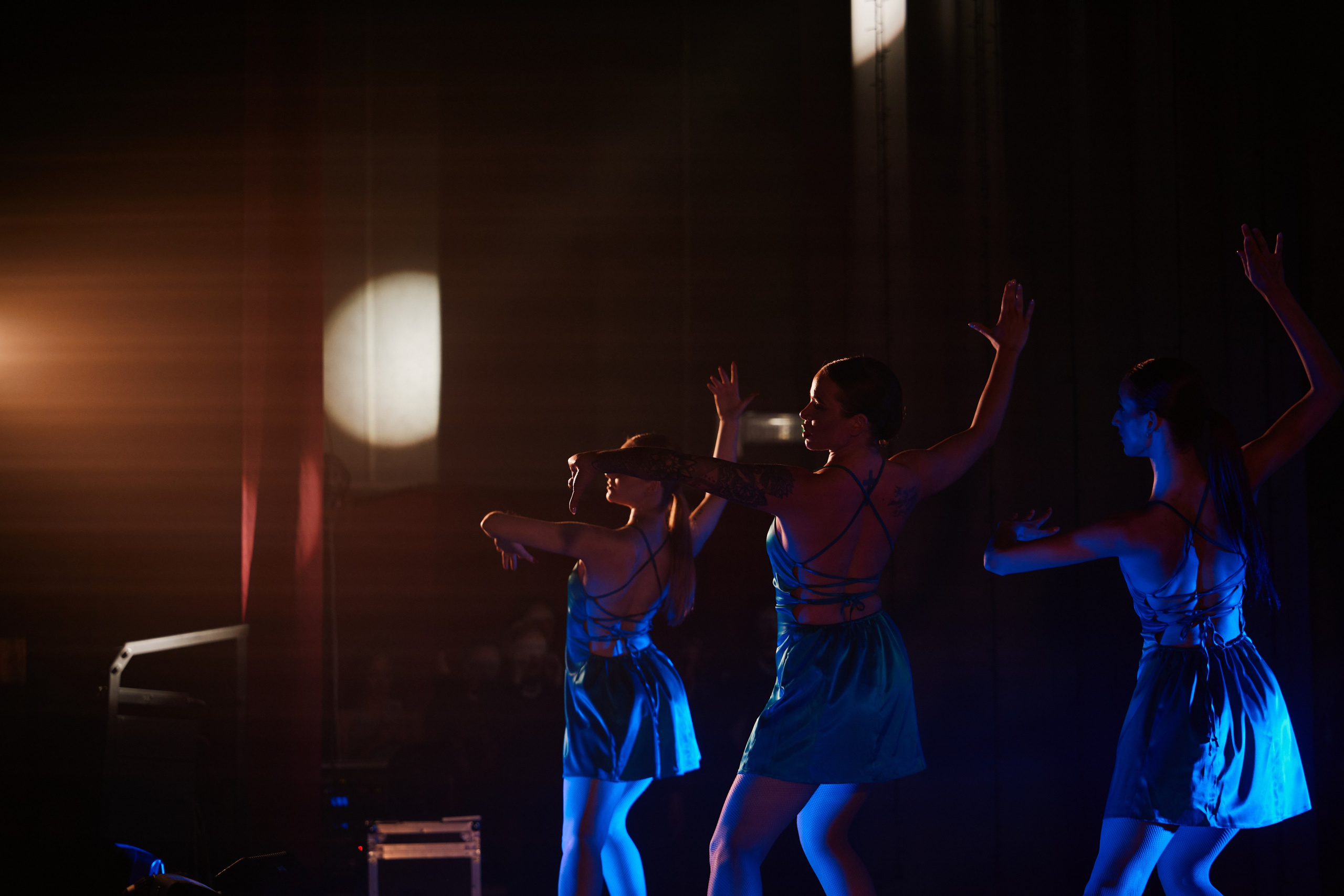 VIVA GLAM Отчетный концерт. Фотограф и видеограф в Кургане Леонид Корнильев