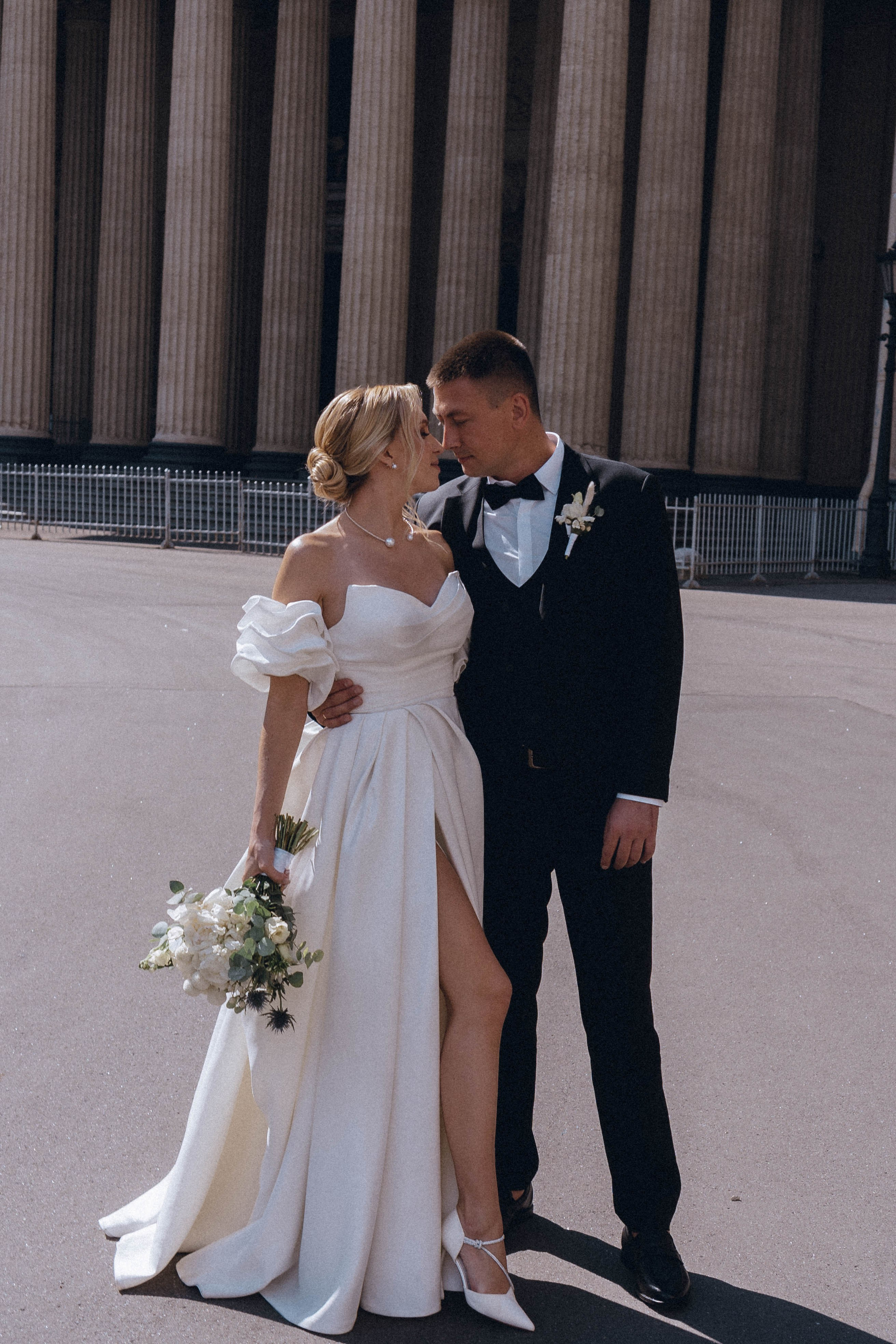 СВАДЕНБНАЯ СЬЕМКА НА КАТЕРЕ ПО КАНАЛАМ САНКТ-ПЕТЕРБУРГА И В АКВАТОРИИ НЕВЫ. Профессиональный фотограф, Санкт-Петербург — Виктория Богомолова