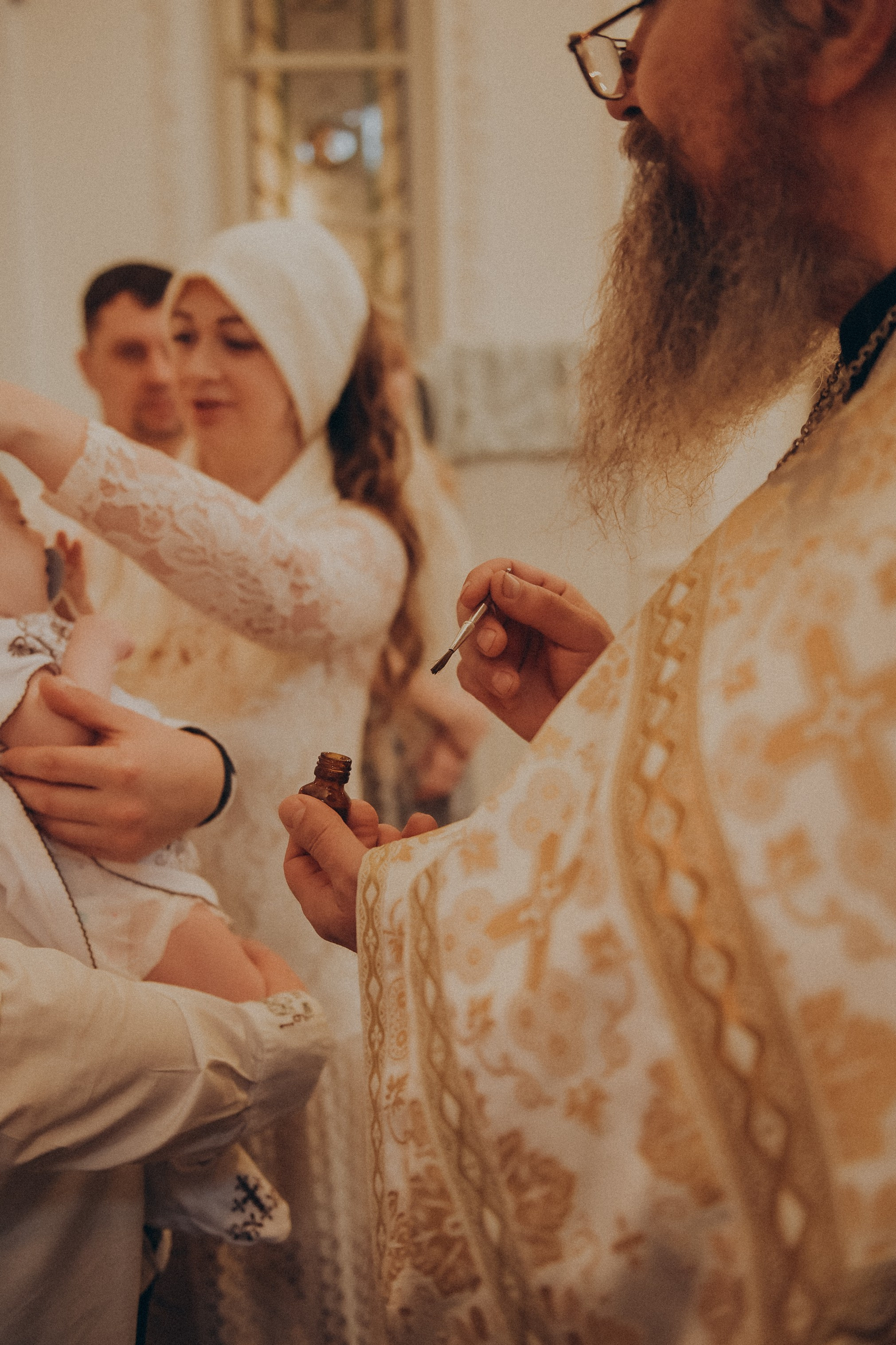 Таинство крещения. Фотограф в Барнауле Дарья Бутурлакина. Люби.Цени.Касайся
