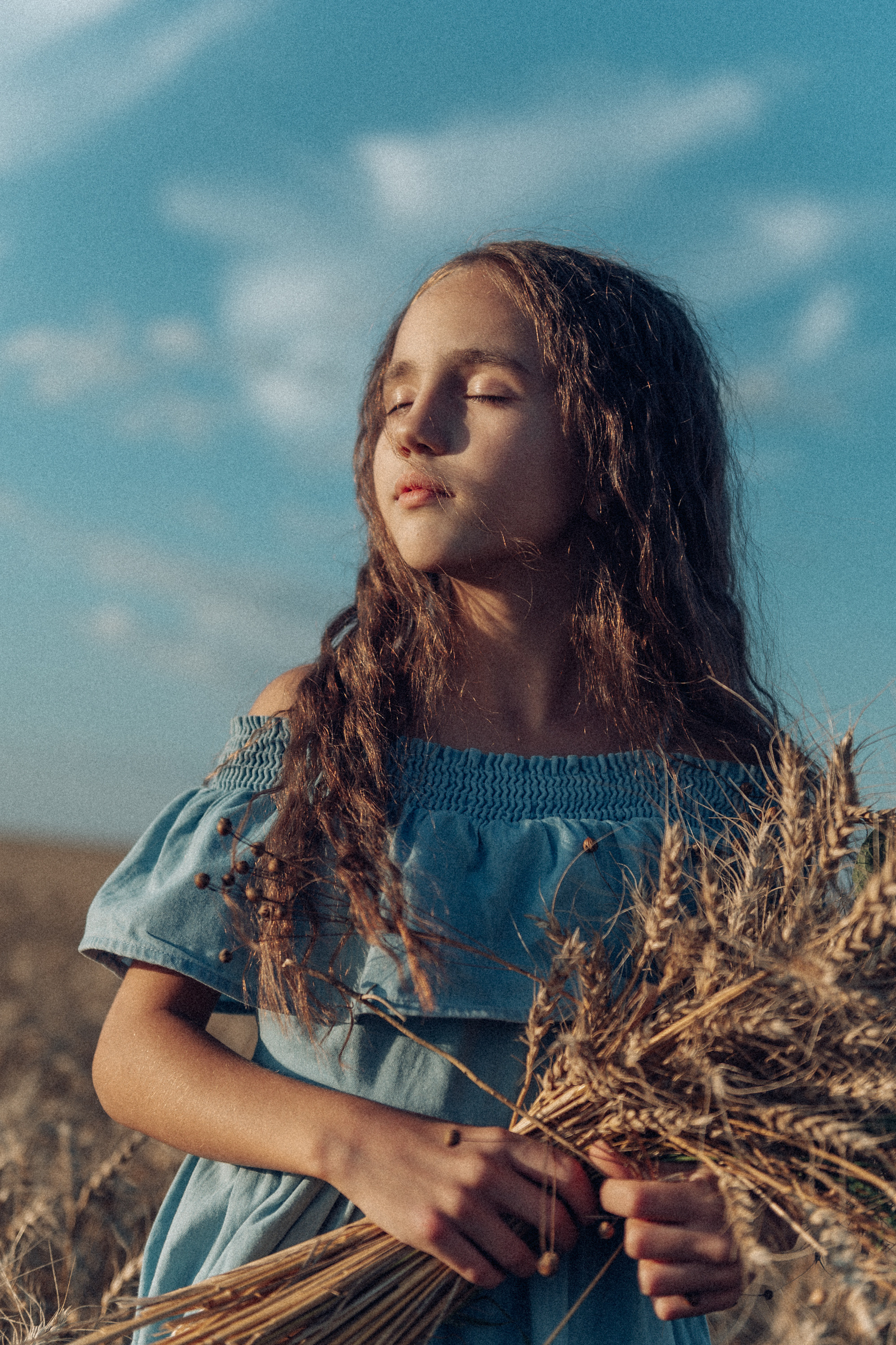 Детская фотография. Фотограф в Барнауле Дарья Бутурлакина. Люби.Цени.Касайся