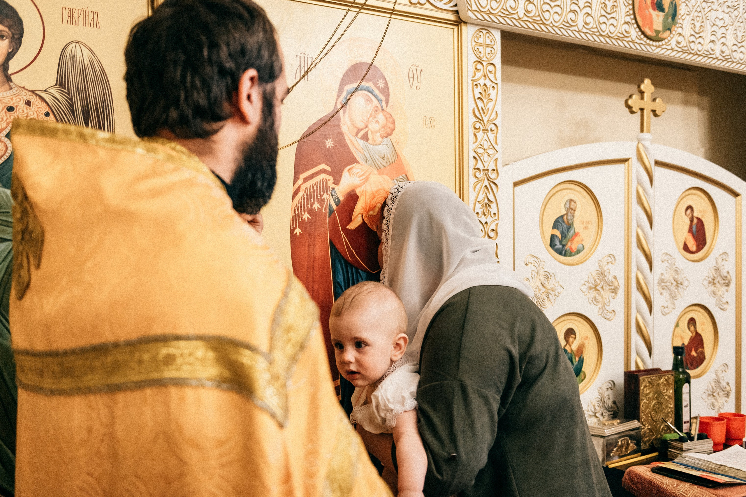 Таинство крещения. Фотограф в Барнауле Дарья Бутурлакина. Люби.Цени.Касайся