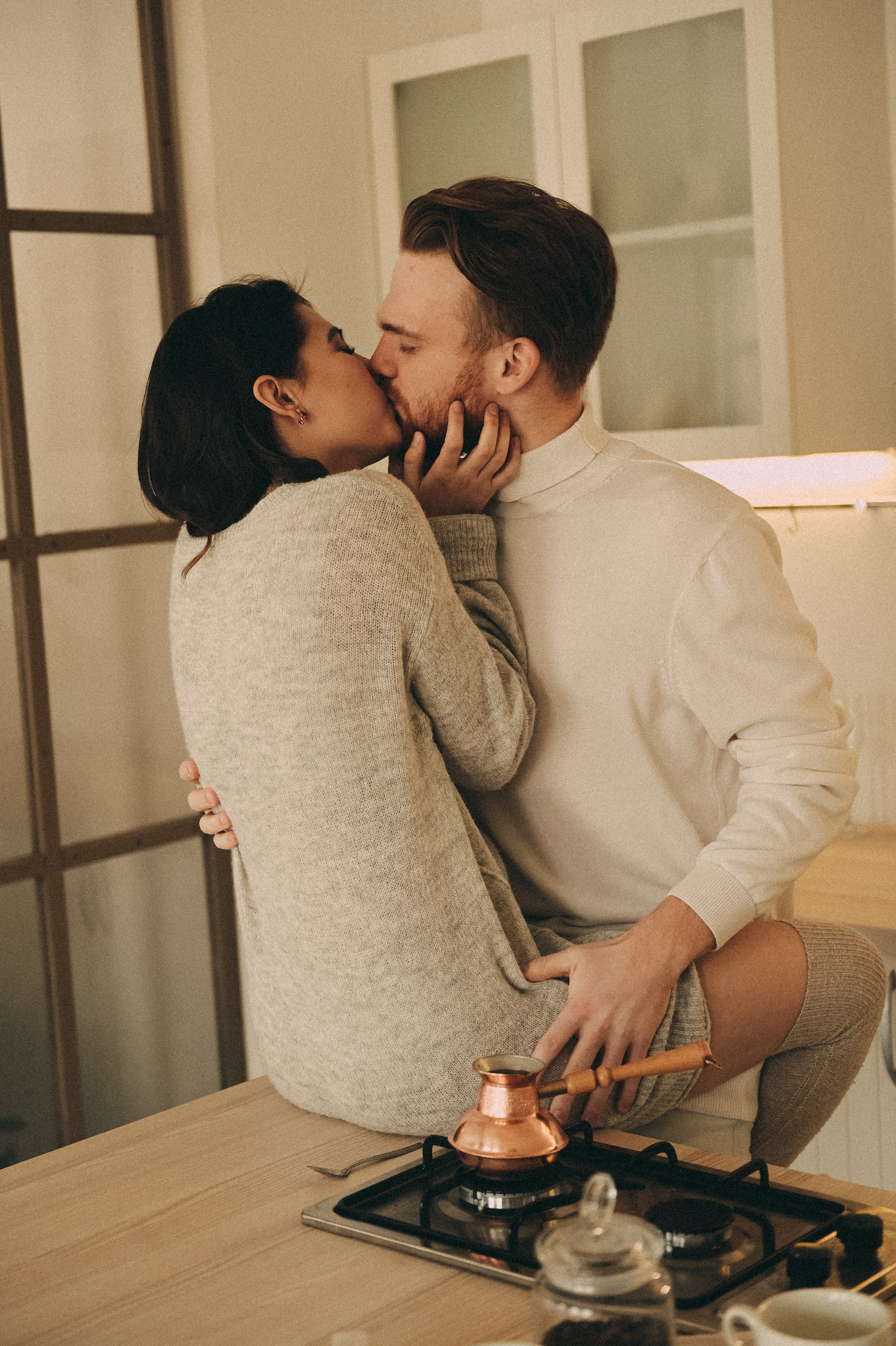 Фотосессия Love Story. Фотограф в Барнауле Дарья Бутурлакина. Люби.Цени.Касайся