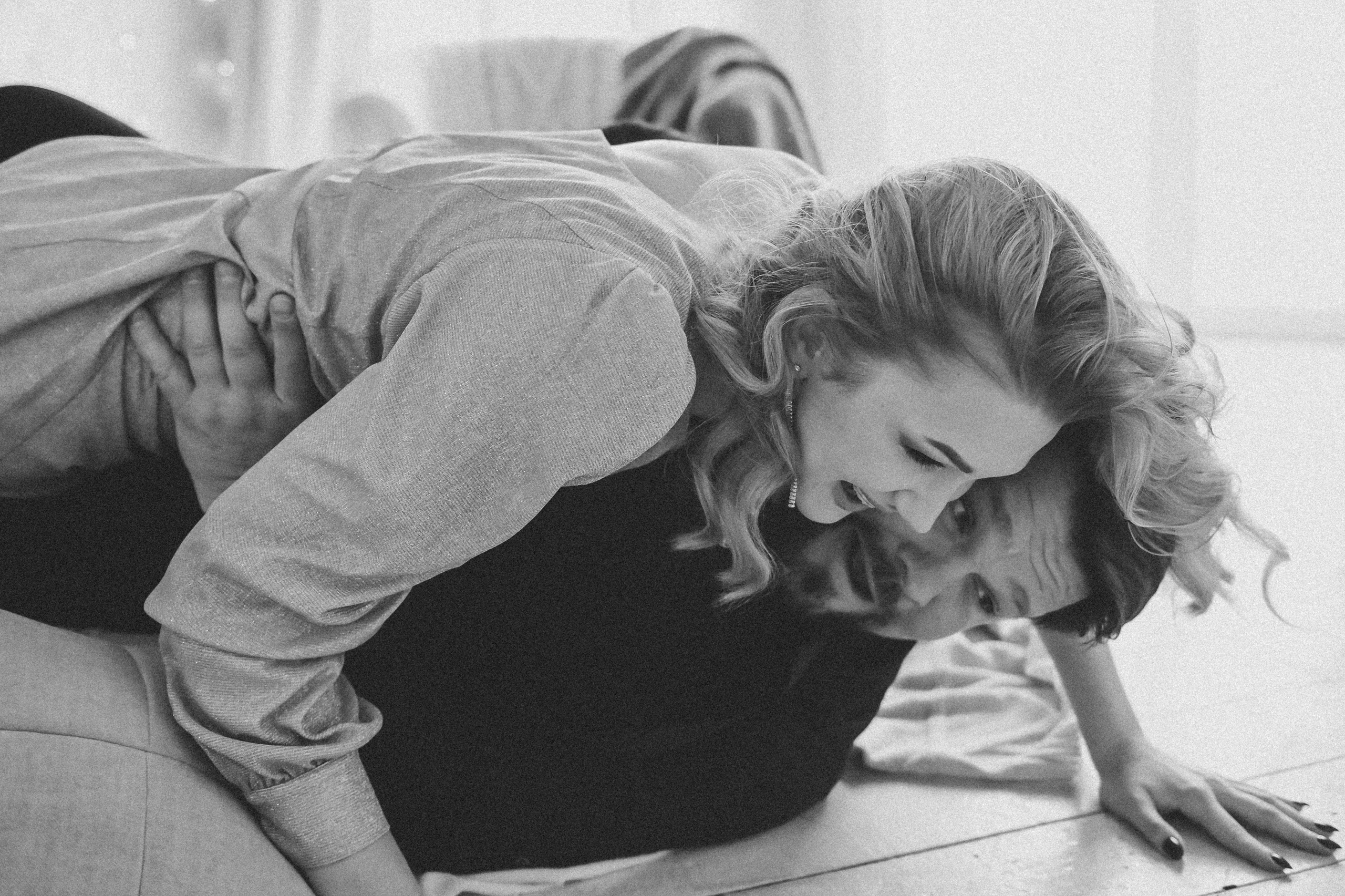 Фотосессия Love Story. Фотограф в Барнауле Дарья Бутурлакина. Люби.Цени.Касайся