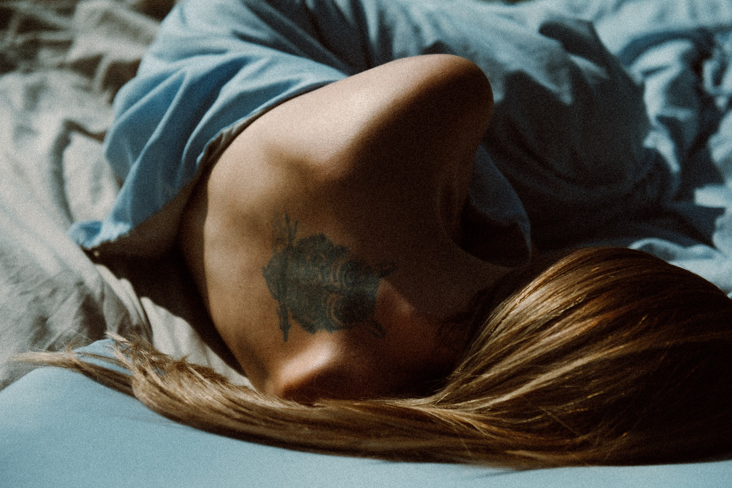 Индивидуальная съемка. Фотограф в Барнауле Дарья Бутурлакина. Люби.Цени.Касайся