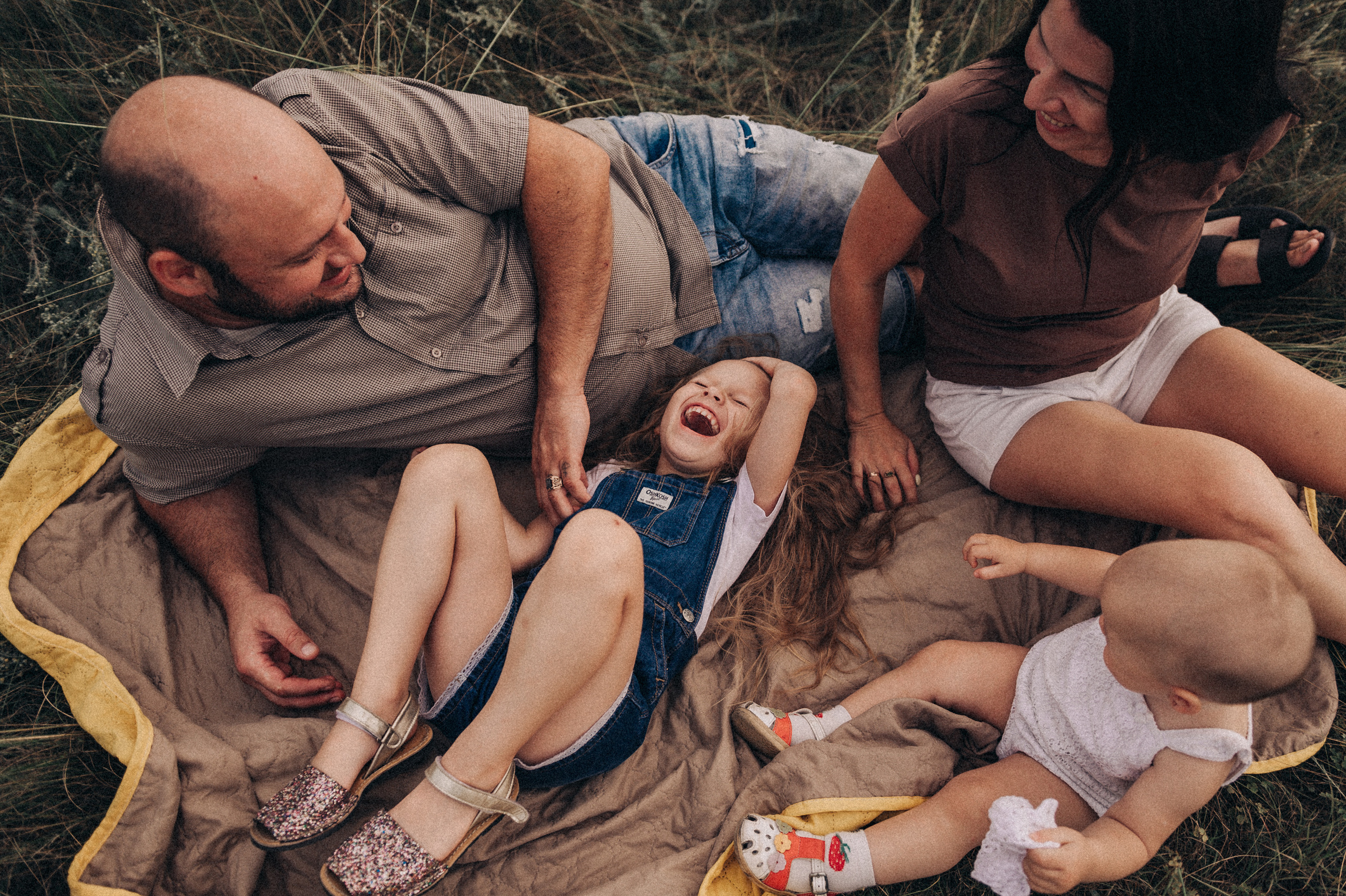 Семейные фотографии. Фотограф в Барнауле Дарья Бутурлакина. Люби.Цени.Касайся