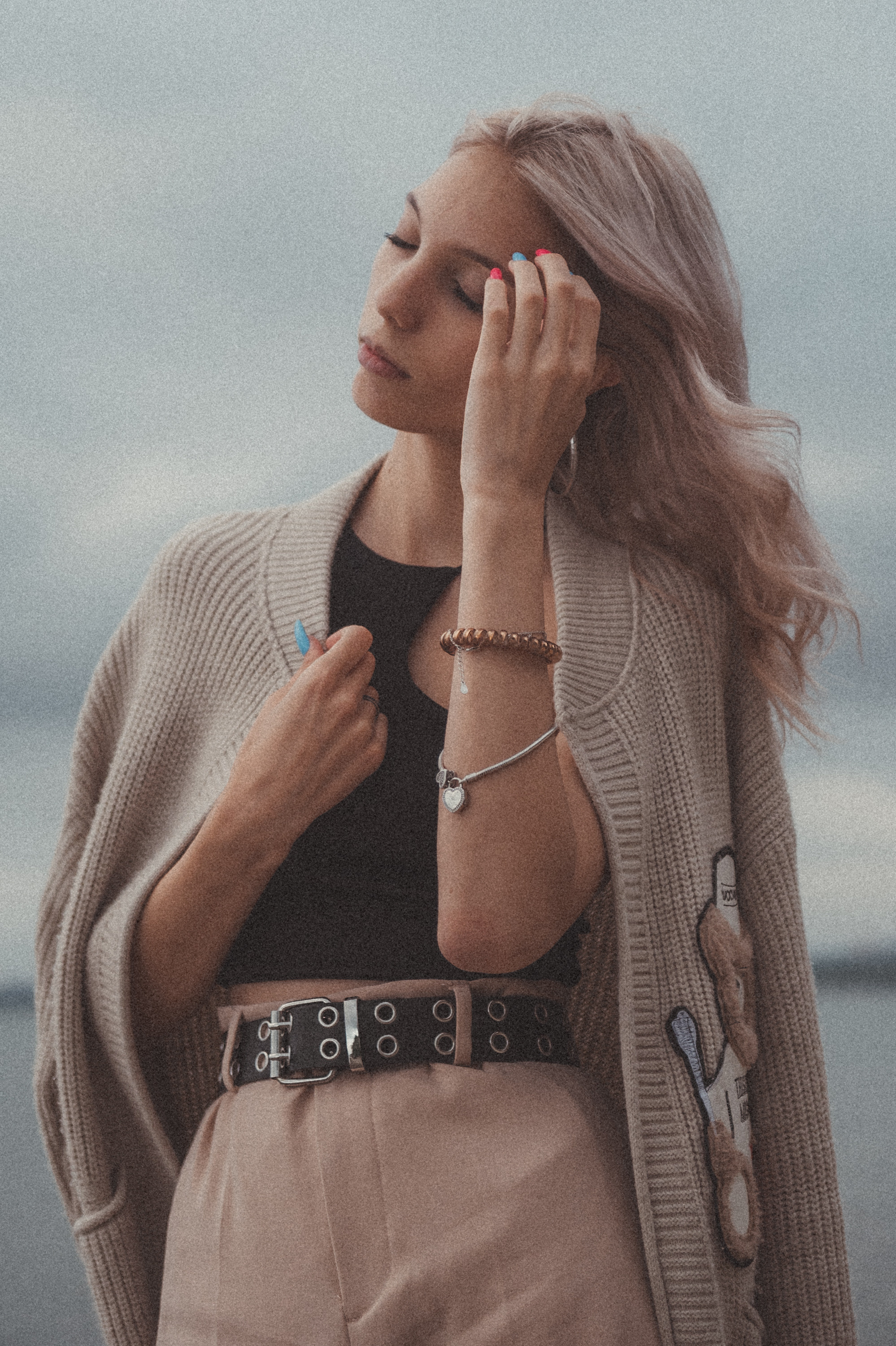 Индивидуальная съемка. Фотограф в Барнауле Дарья Бутурлакина. Люби.Цени.Касайся