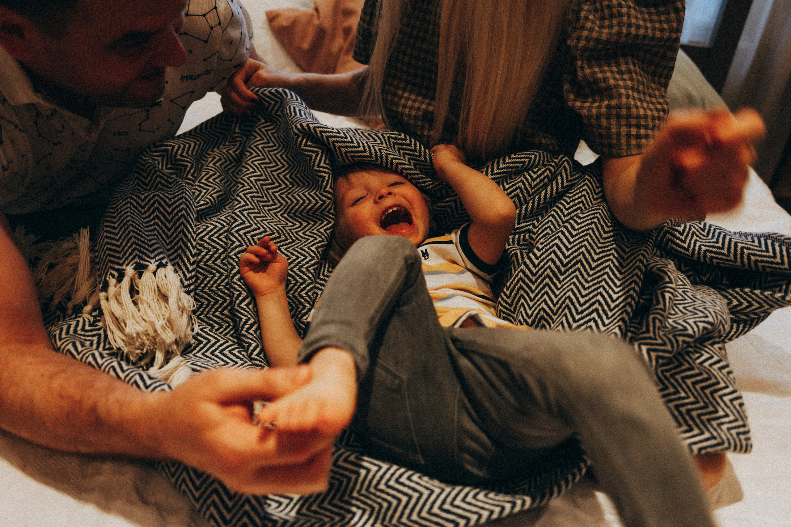 Семейные фотографии. Фотограф в Барнауле Дарья Бутурлакина. Люби.Цени.Касайся
