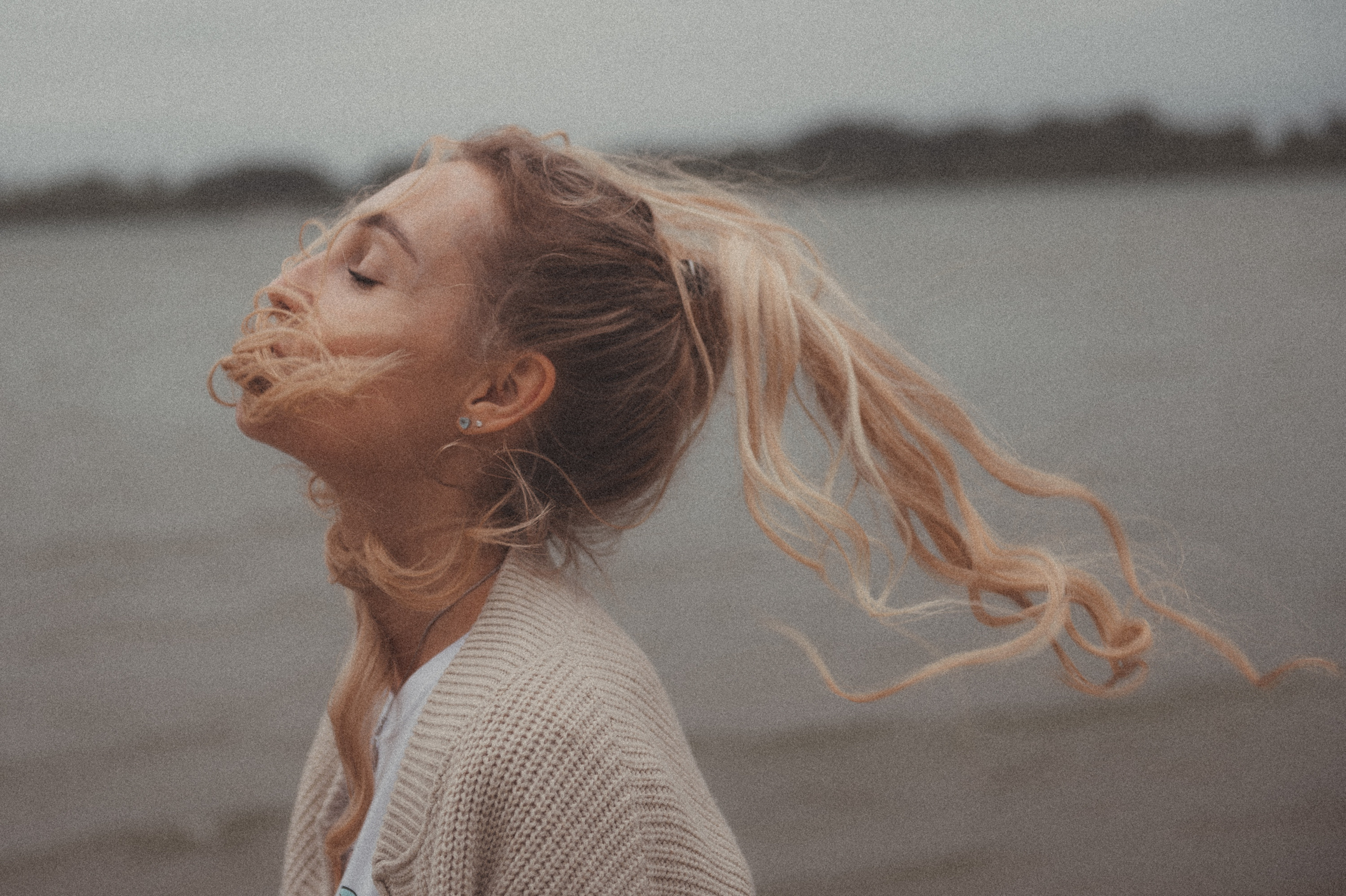 Индивидуальная съемка. Фотограф в Барнауле Дарья Бутурлакина. Люби.Цени.Касайся