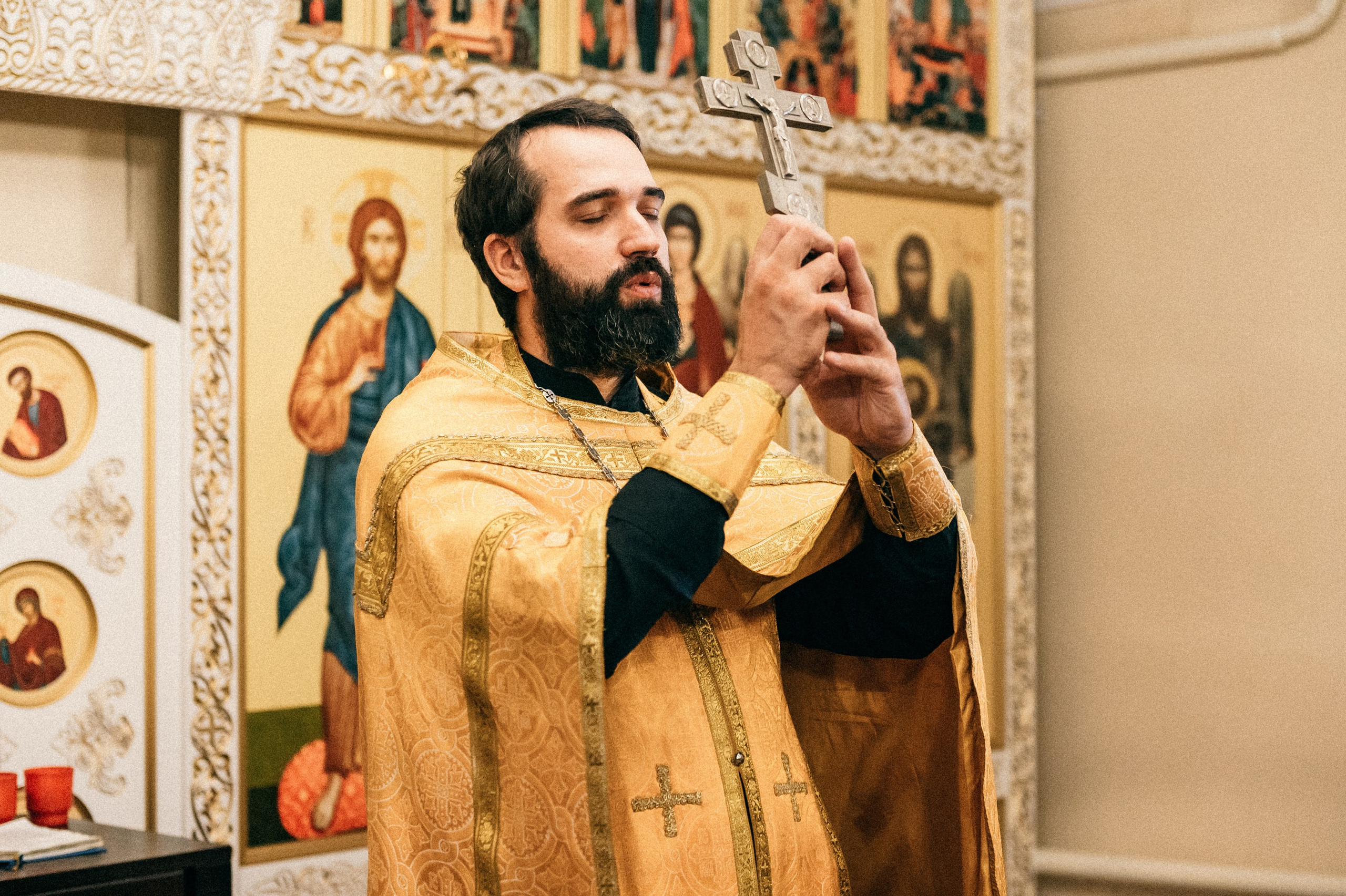 Таинство крещения. Фотограф в Барнауле Дарья Бутурлакина. Люби.Цени.Касайся