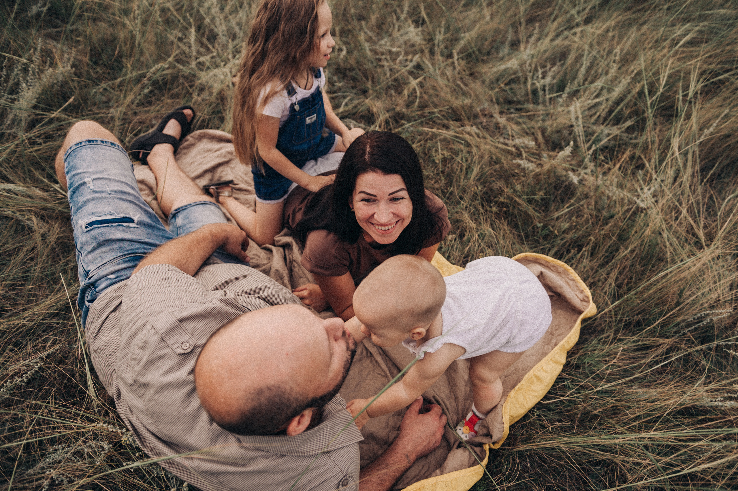 Семейные фотографии. Фотограф в Барнауле Дарья Бутурлакина. Люби.Цени.Касайся
